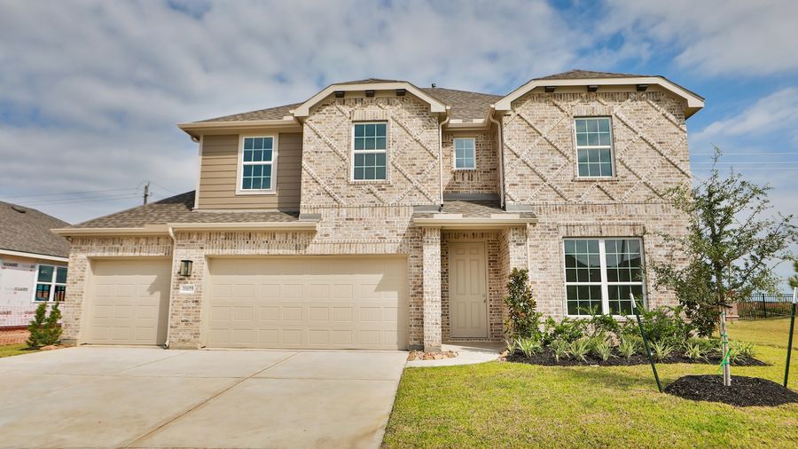 16619 Villa Del Luna Lane (Magnolia)