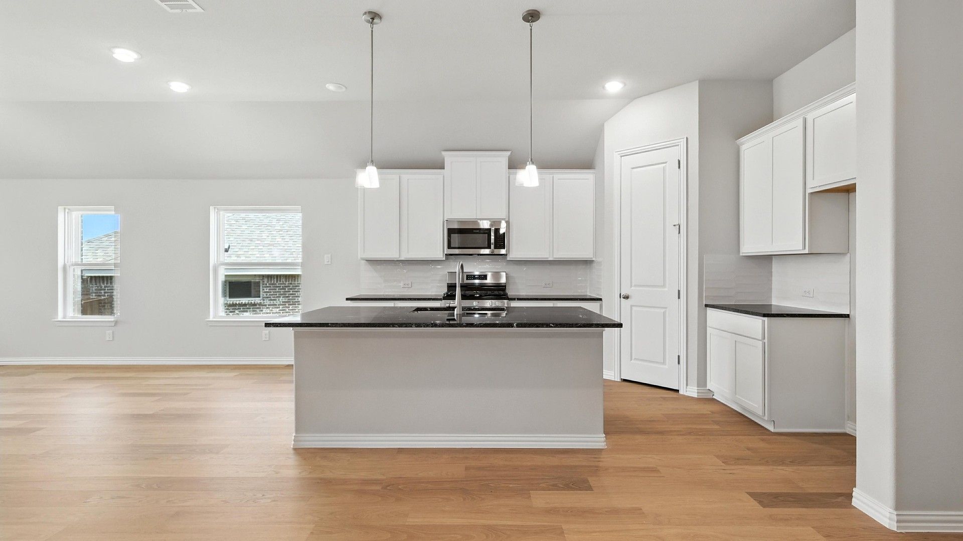 casa en Thompson Farms por DRB Homes