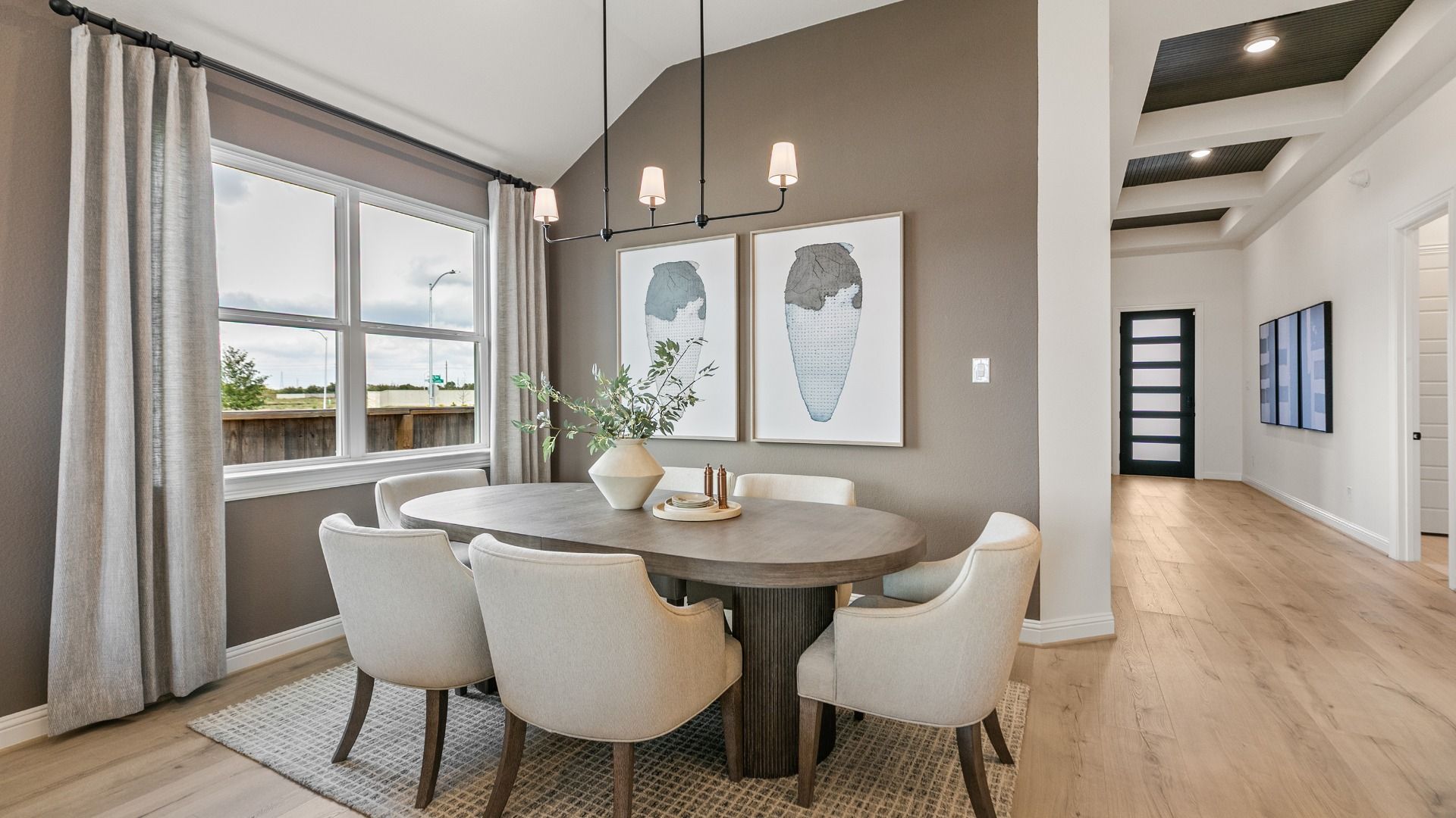 Perfectly suited for both weeknight dinners and weekend hosting, this dining area offers flexibility and style.