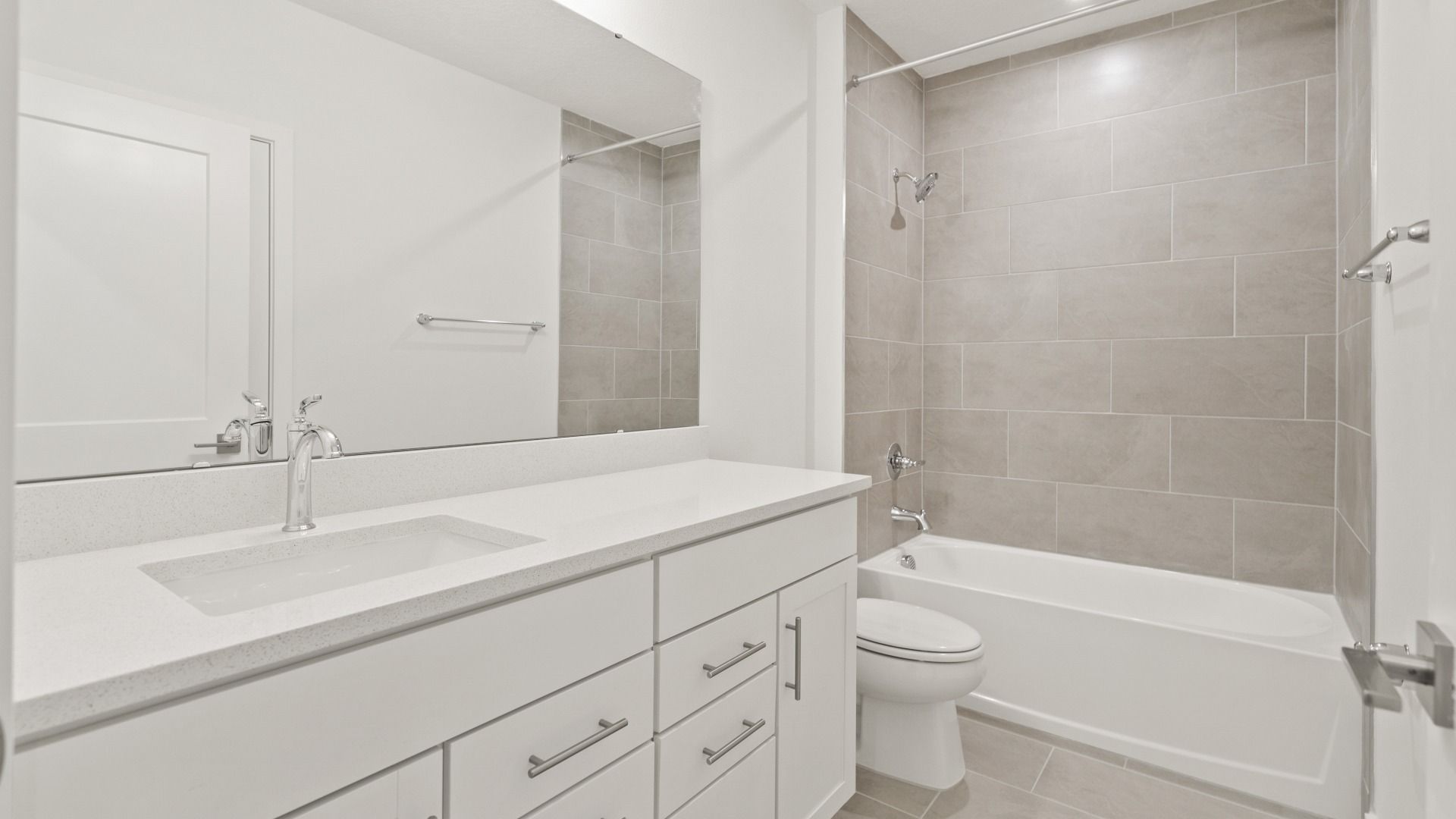 Secondary Bathroom in the Flagler by DRB Homes in Hamilton Bluff