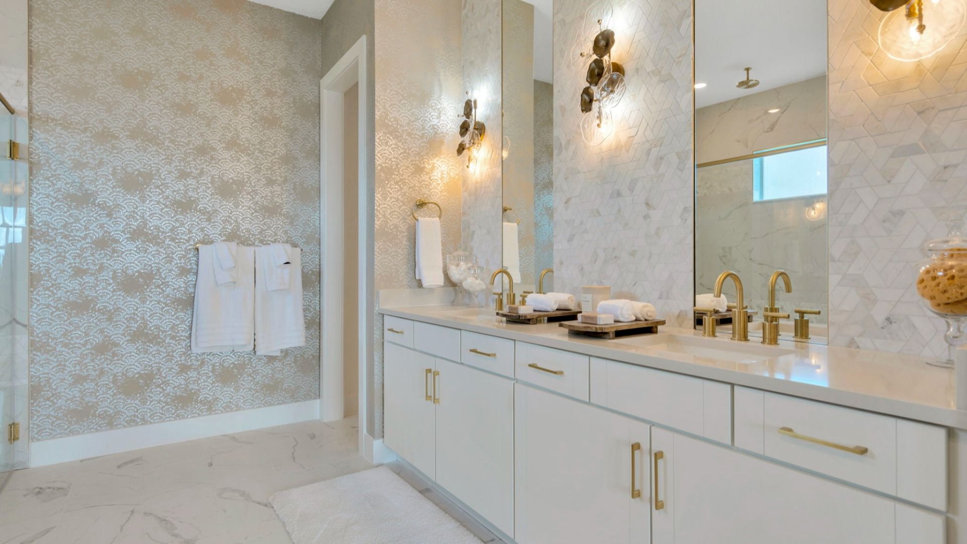 The Primary Bathroom of another Grand Sabal Model which is available at Serengeti.