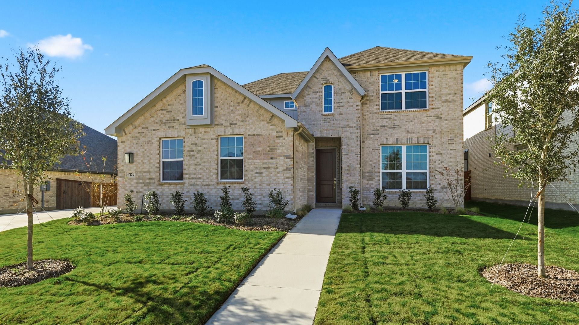 4372 Addison Street (Hickory)