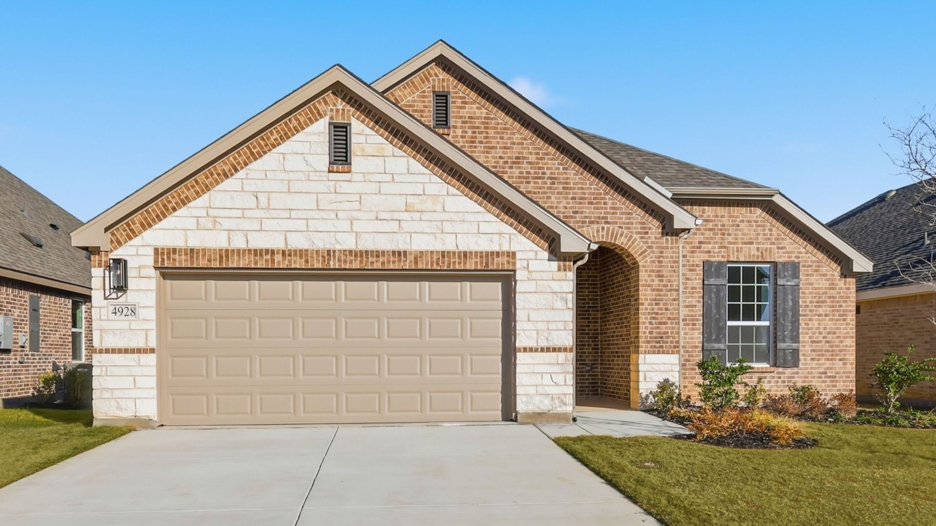 4928 Hitching Post Drive (Palm)