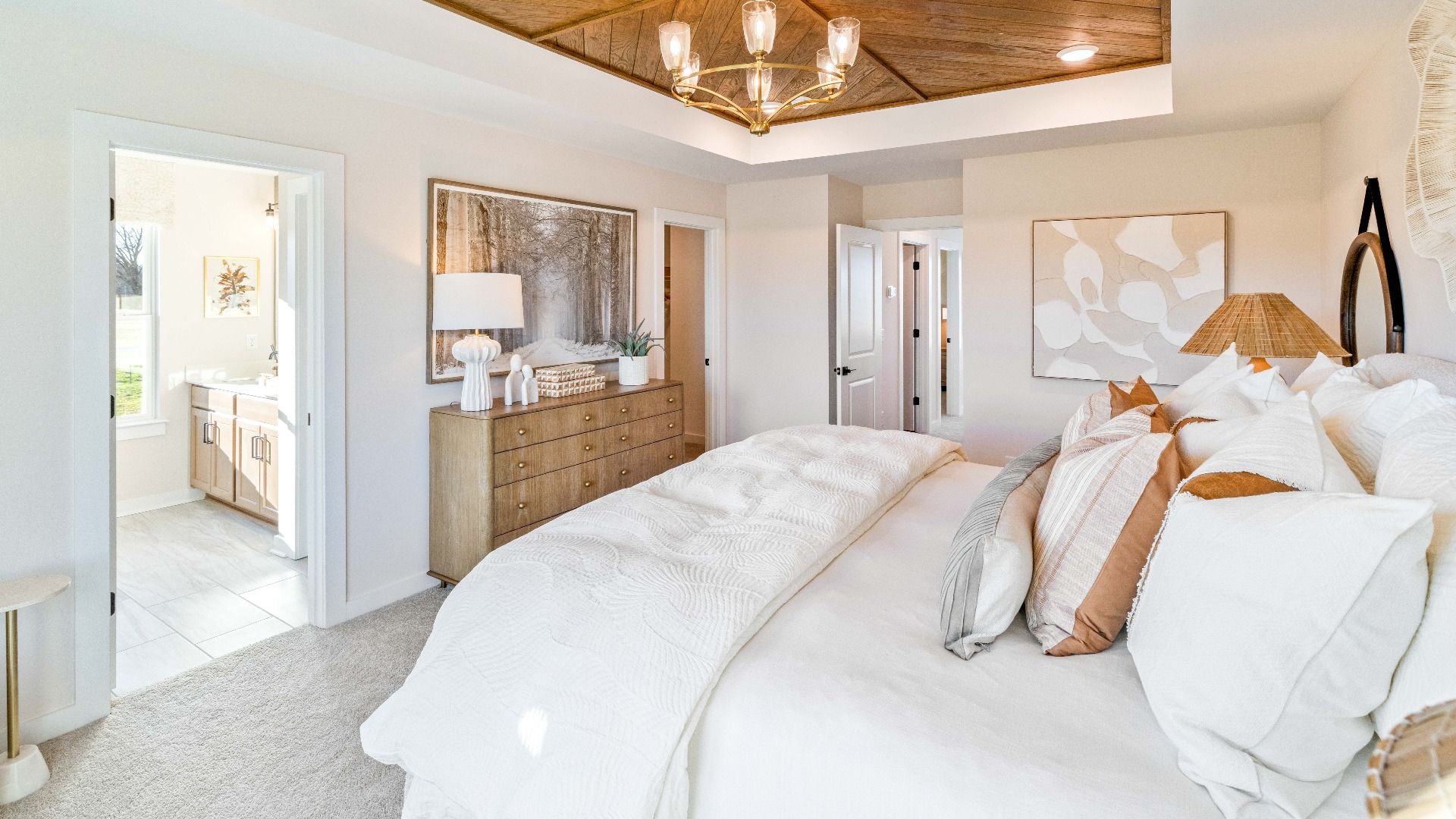Primary Bedroom with en-suite bathroom and walk-in closet