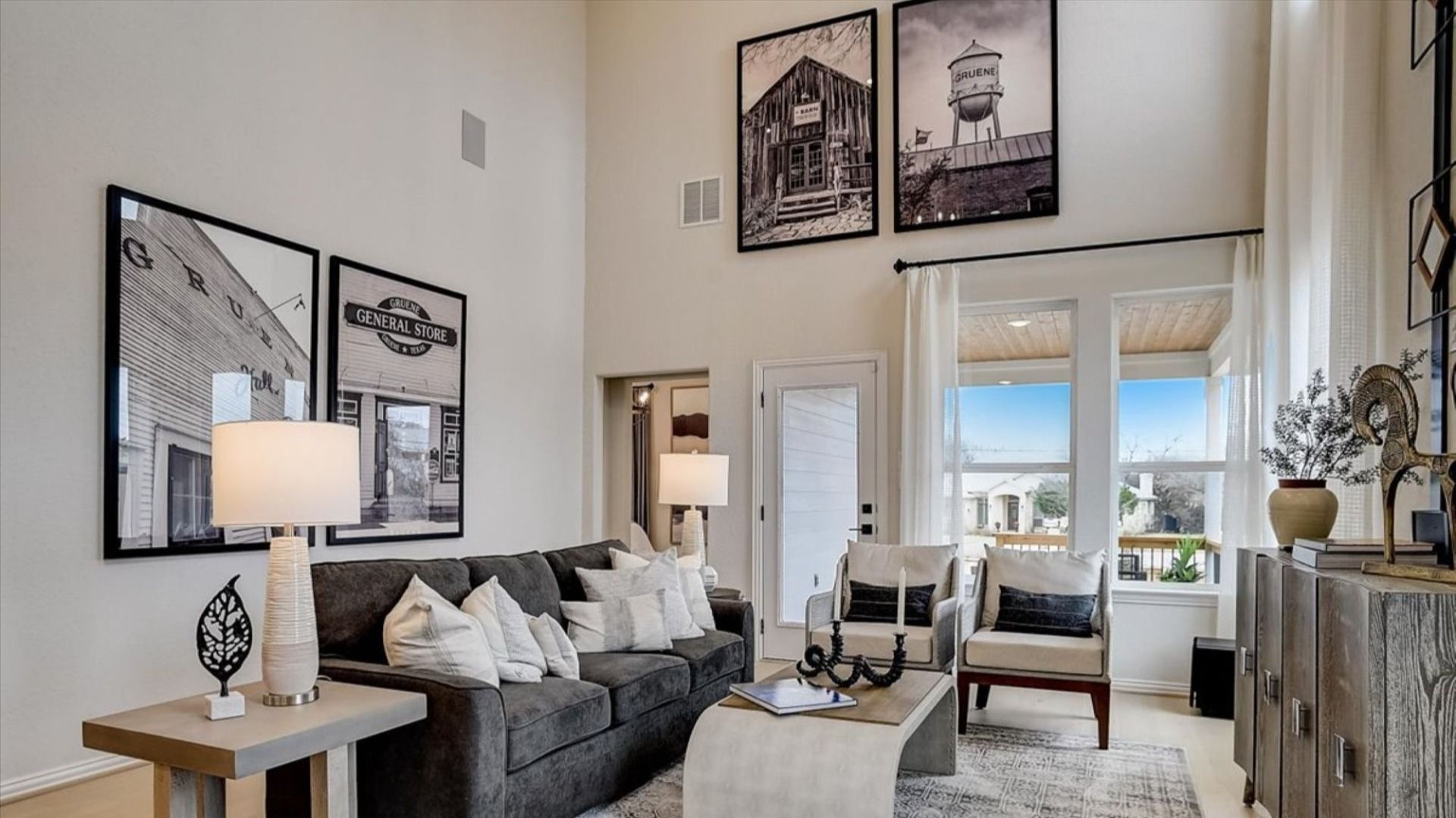 casa en Casinas at Gruene por DRB Homes