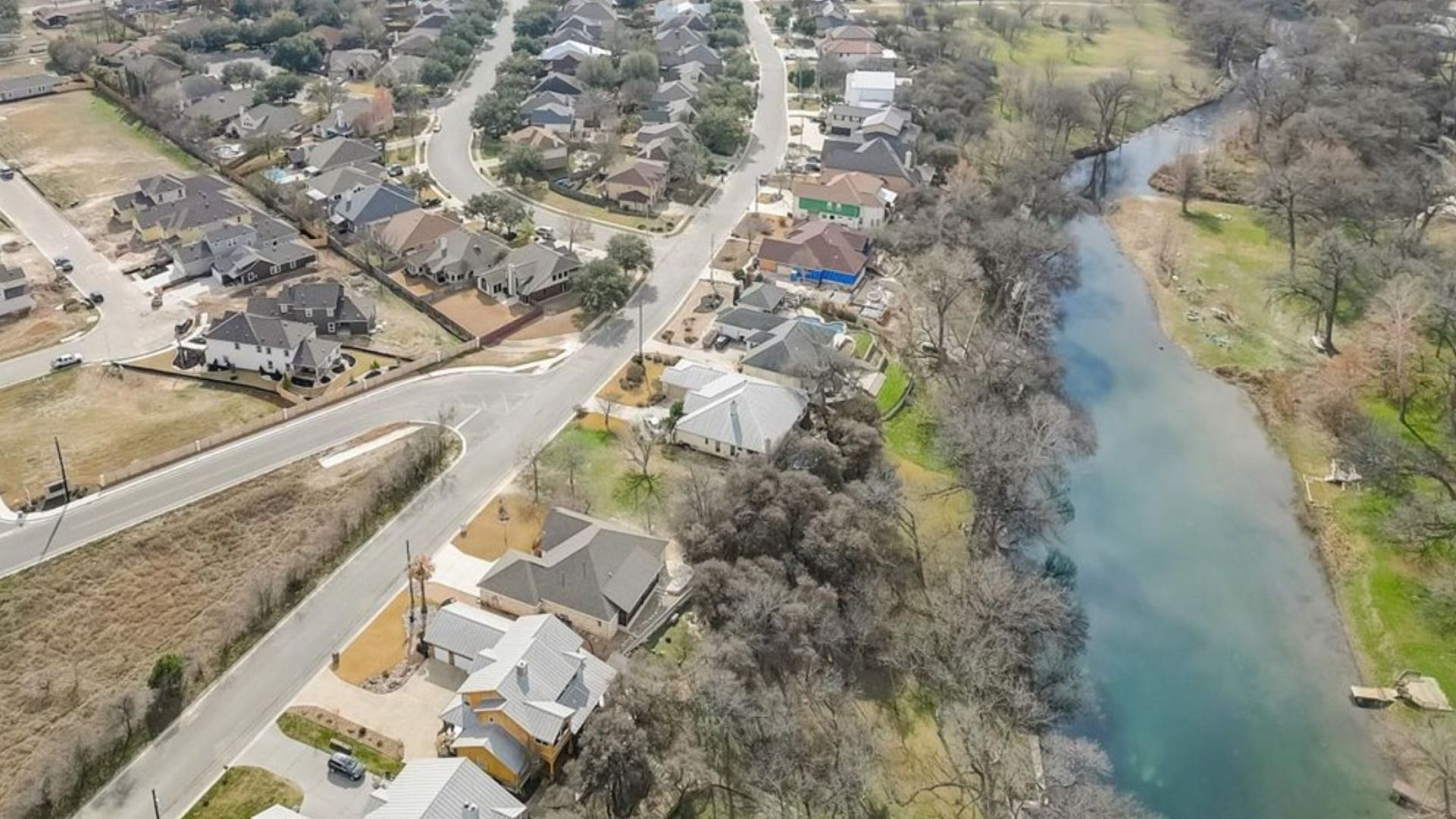 Walking Distance to River Acres Park in New Braunfels