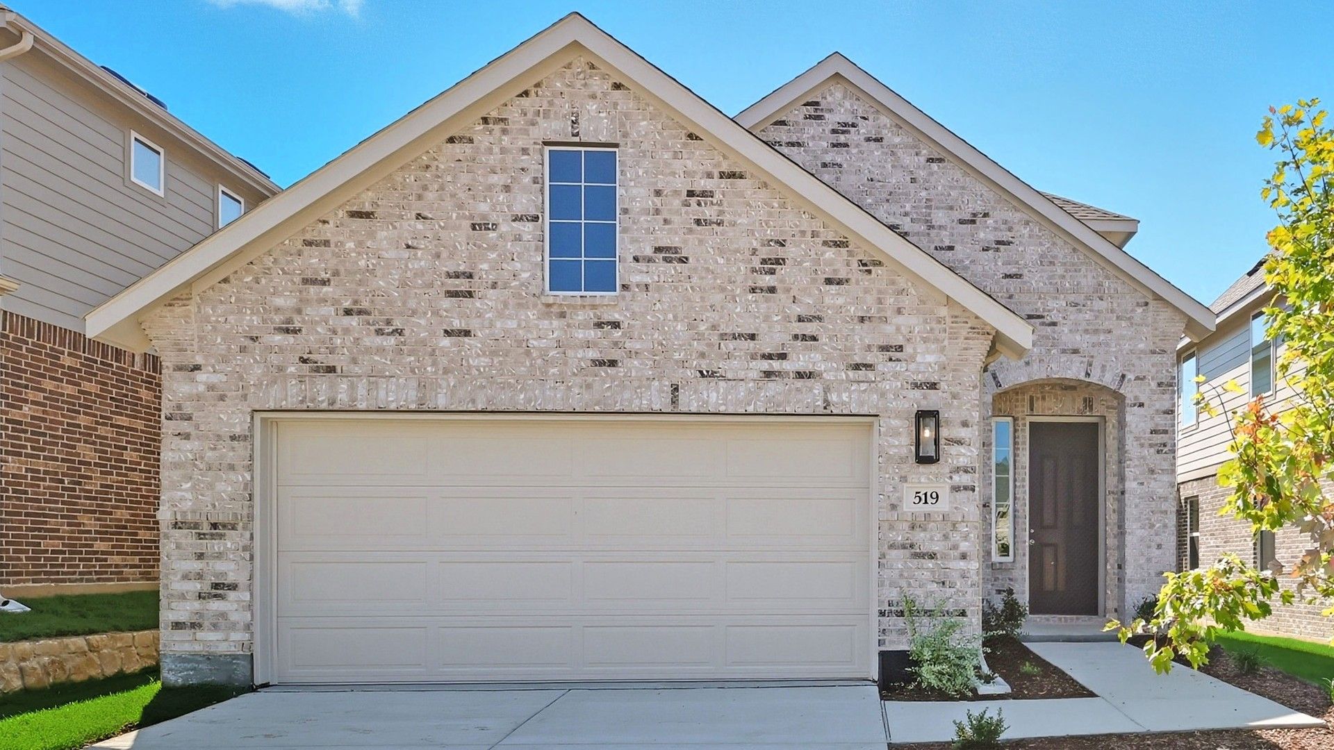 519 Martell Road (Latitude)