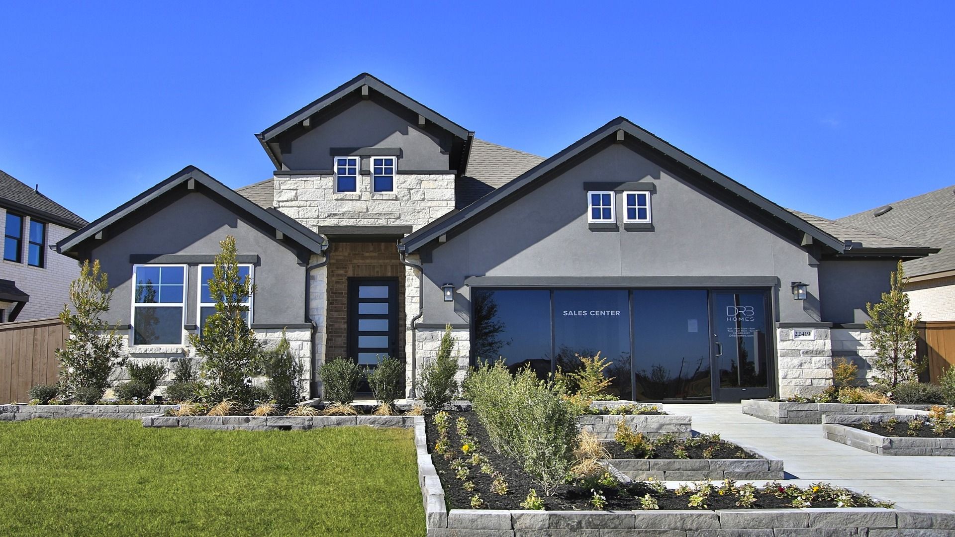 Enjoy the peaceful serenity and modern elegance of new homes in Waller, TX