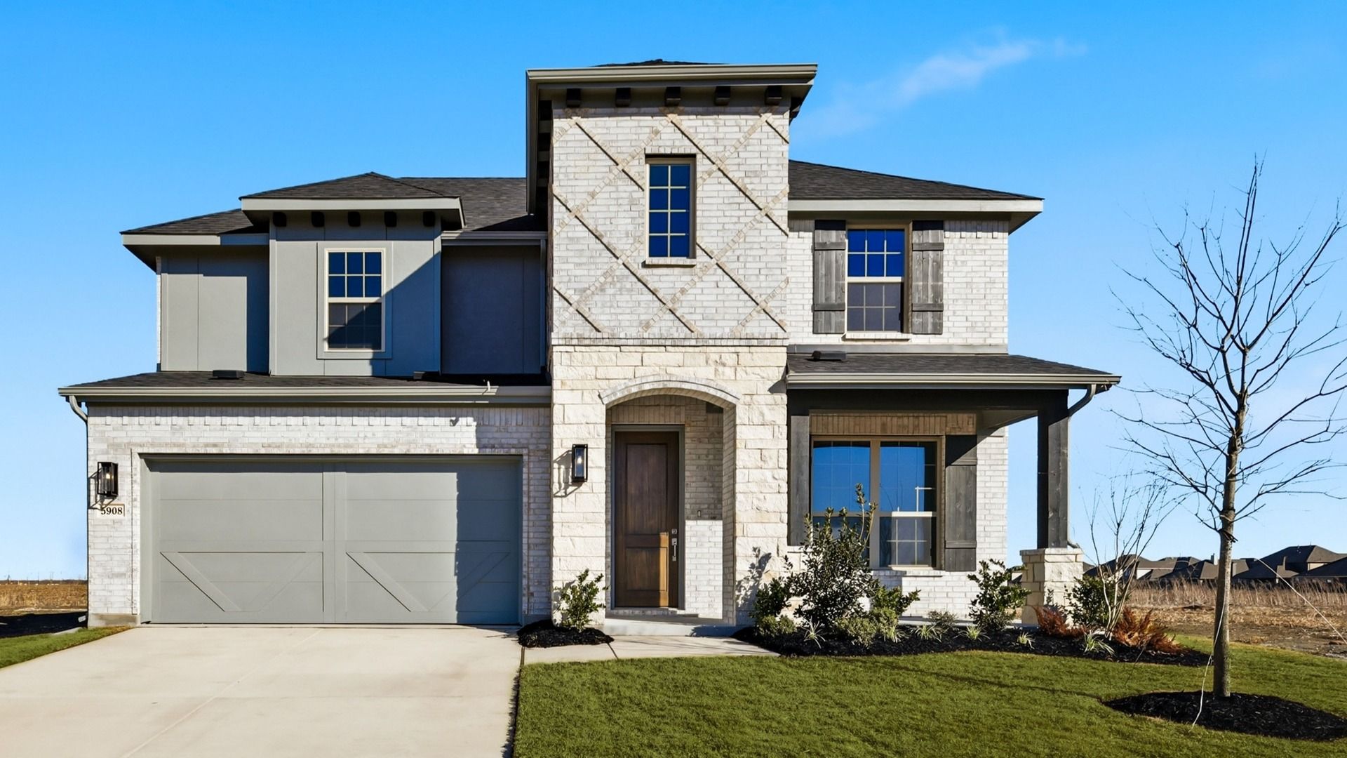 5908 Pebble Drive (Rosewood)