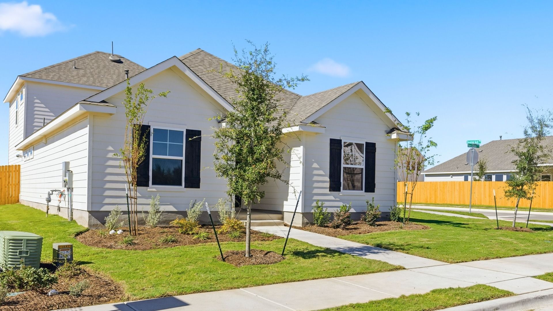 13444 Barn Chime St (Dickens III)