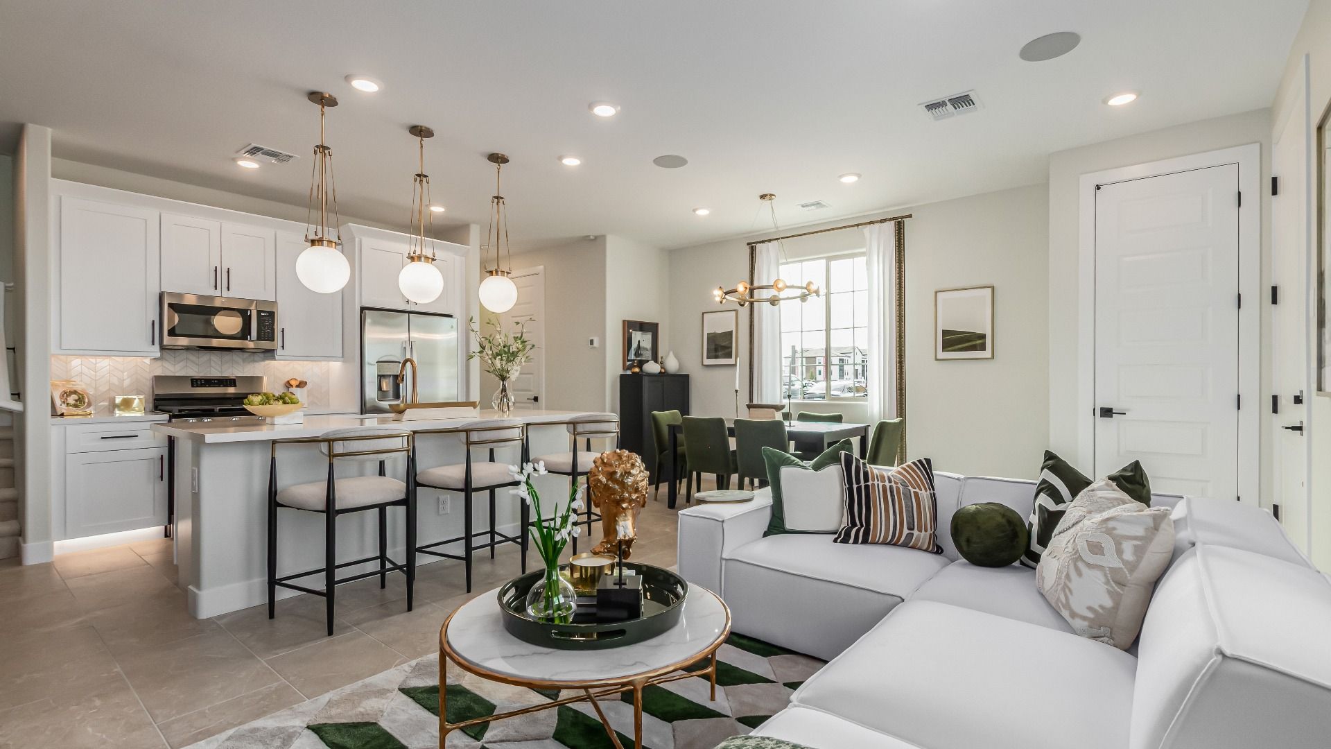 casa en Surprise City Center por DRB Homes