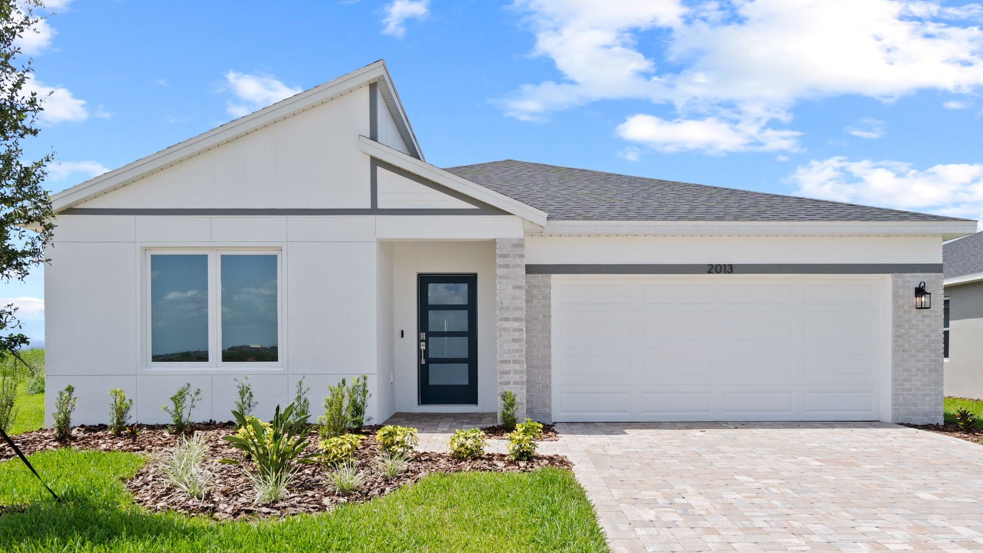 219 Meredith Blvd. Winter Haven, FL 33881