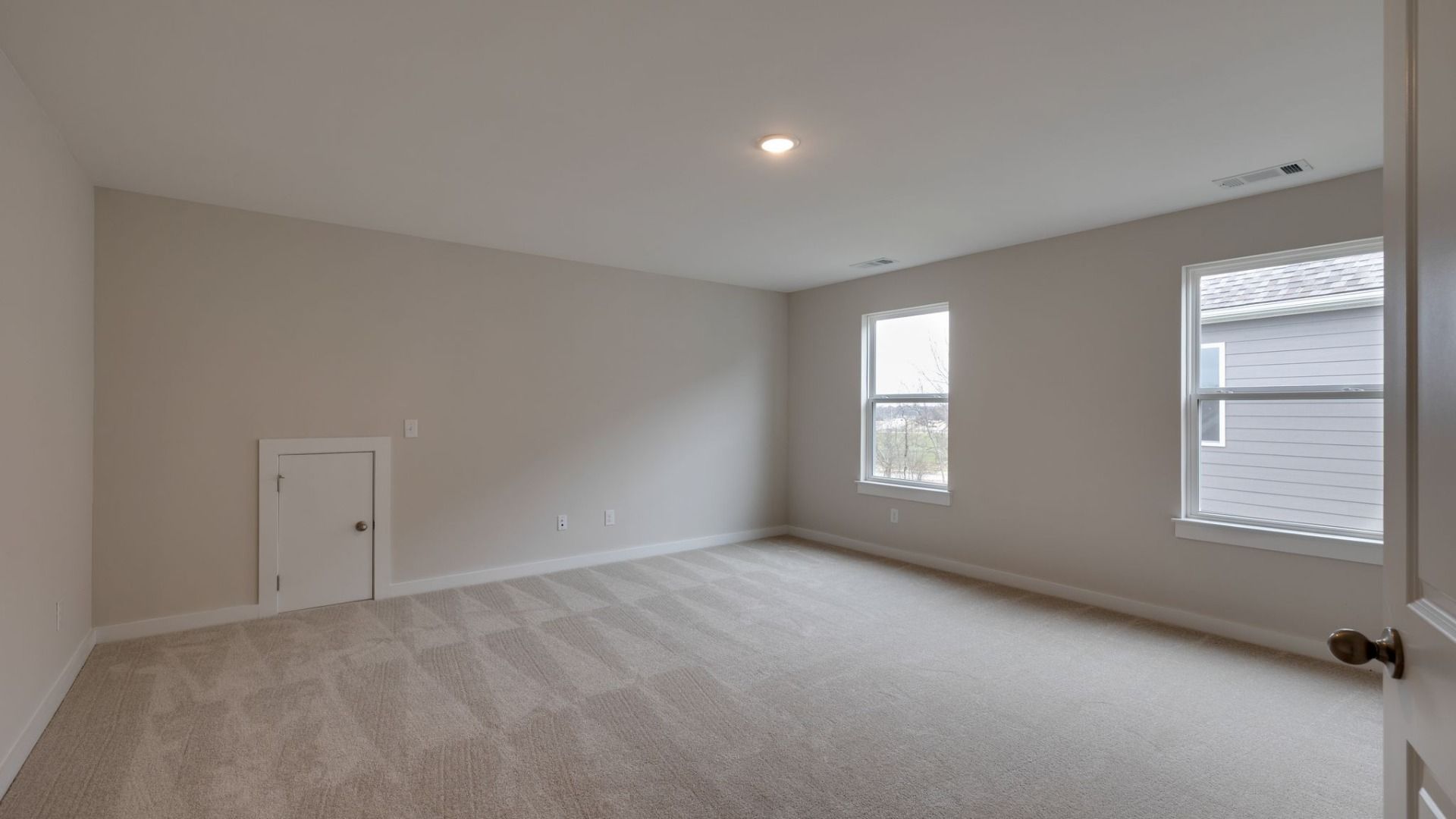 Large bonus room with flexible use cases