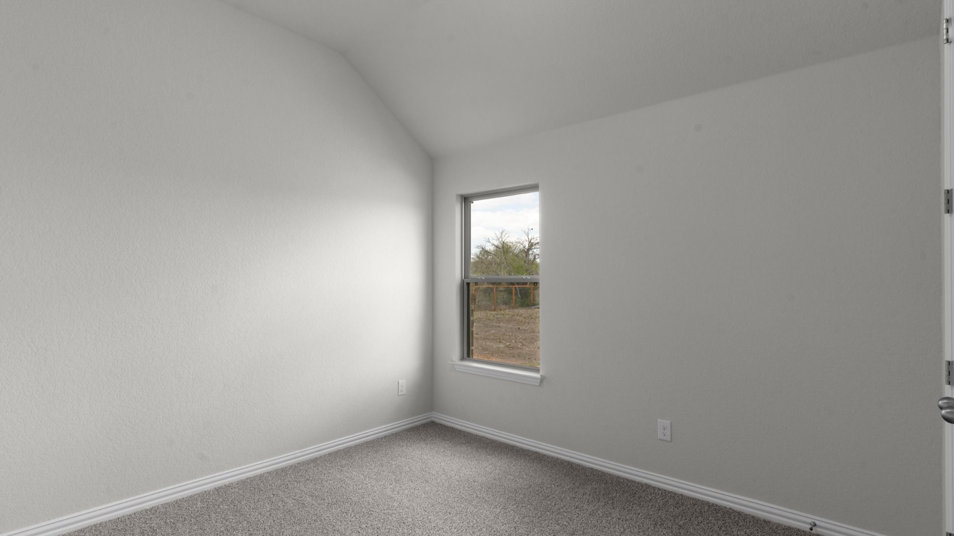 Comfortable secondary room with plenty of natural light