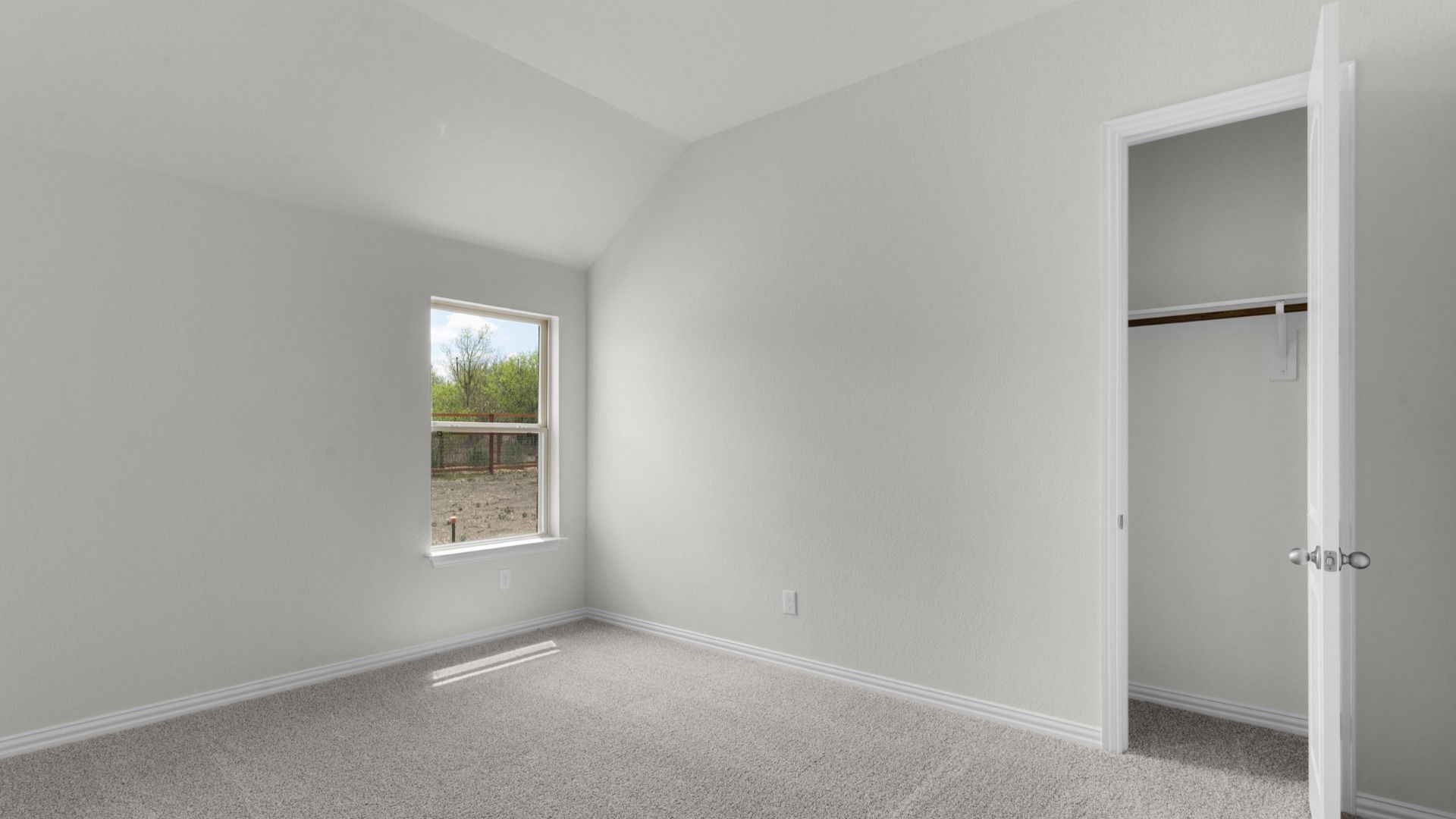 Comfortable secondary room with plenty of natural light
