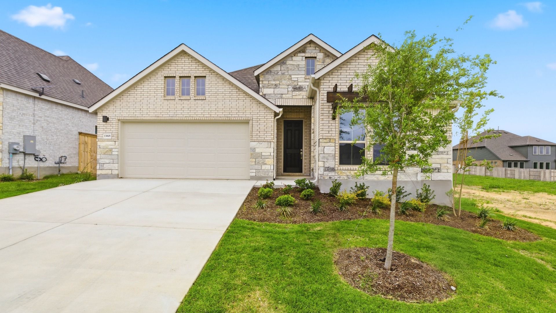 13601 Hamilton Hart Dr