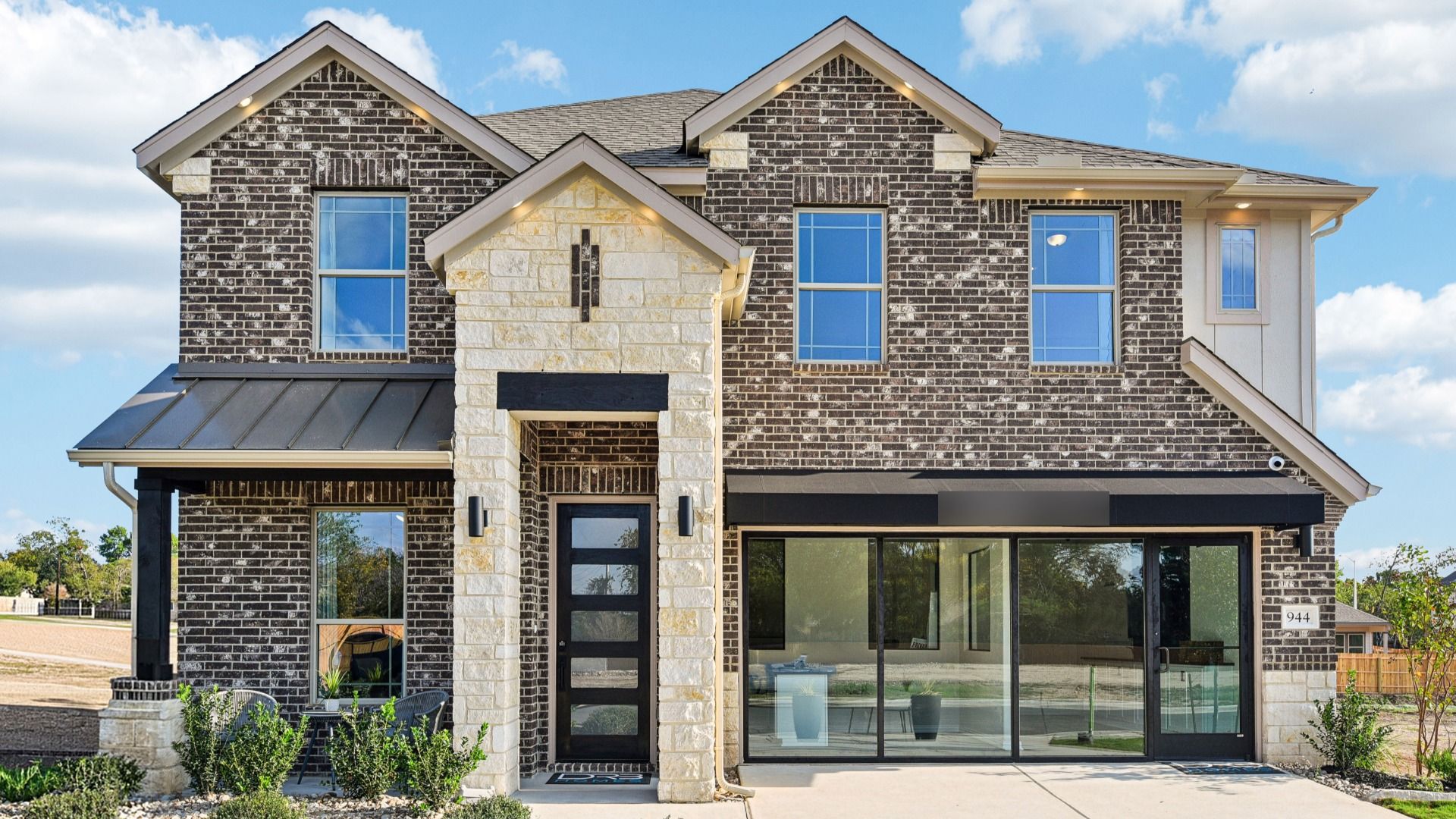 casa en Clear Creek por DRB Homes