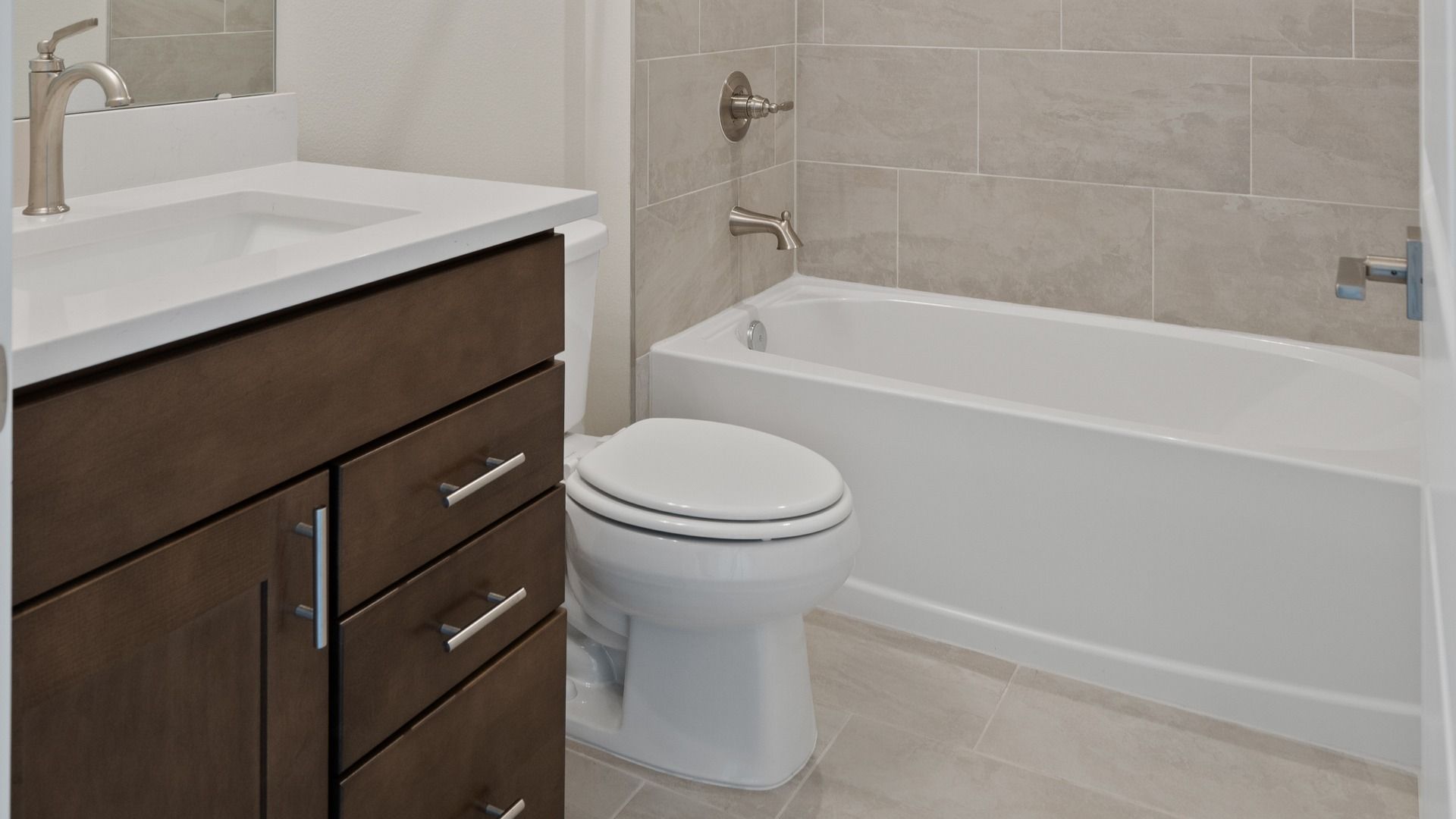 Atwood Floor Plan Bathroom by DRB Homes in Liberty Trace New Homes in Haines City, FL