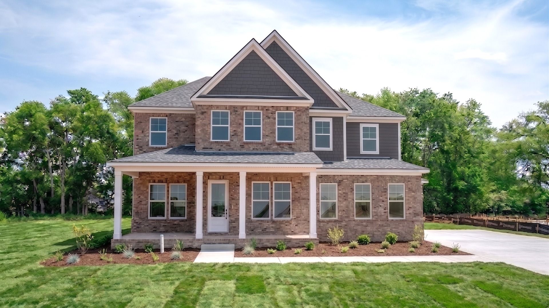 2913 Biloxi Court. Murfreesboro, TN 37129