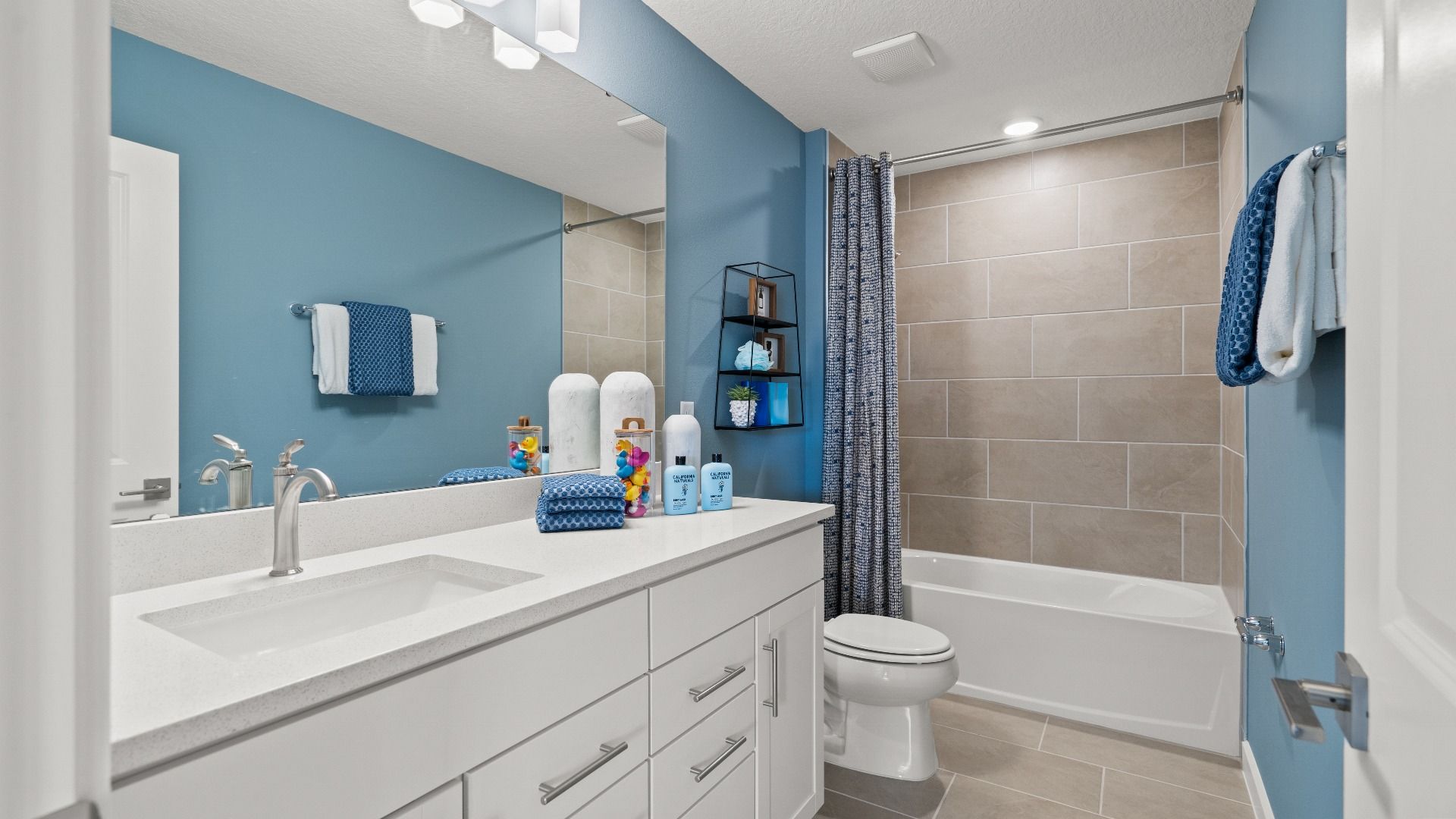 Third Bath in Ponte Vedra New Home Plan in Hamilton Bluff in Haines City, FL by DRB Homes