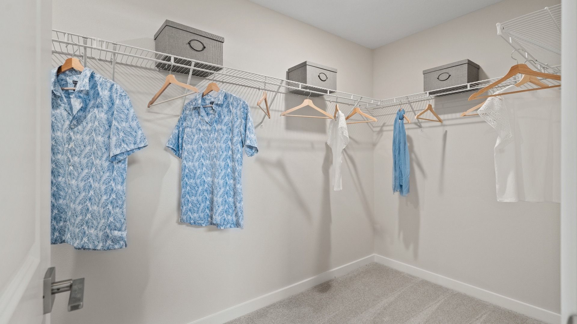 Primary En Suite Bath and Walk-in Closet in Ponte Vedra New Home Plan in Hamilton Bluff in Haines City, FL by DRB Homes