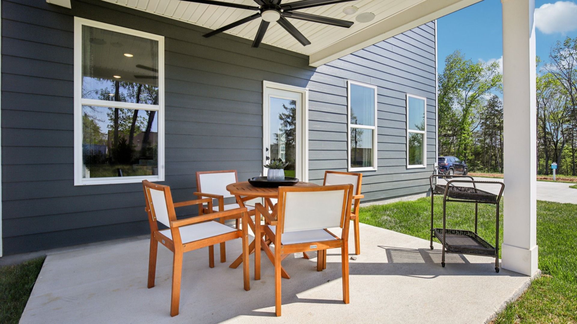 Covered rear porch