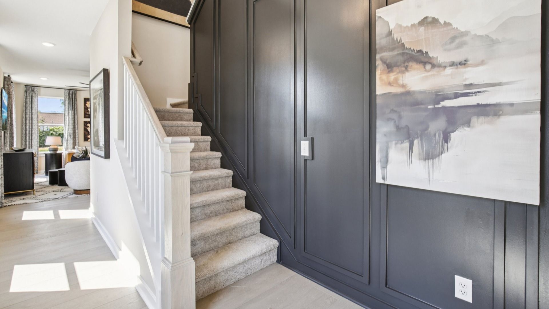 Interior entry with access to staircase