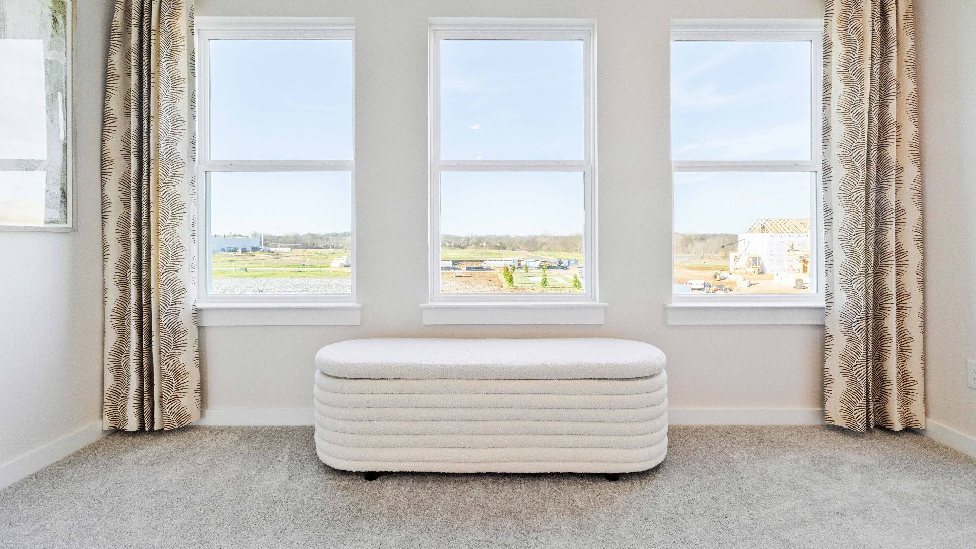 Hall up area with windows