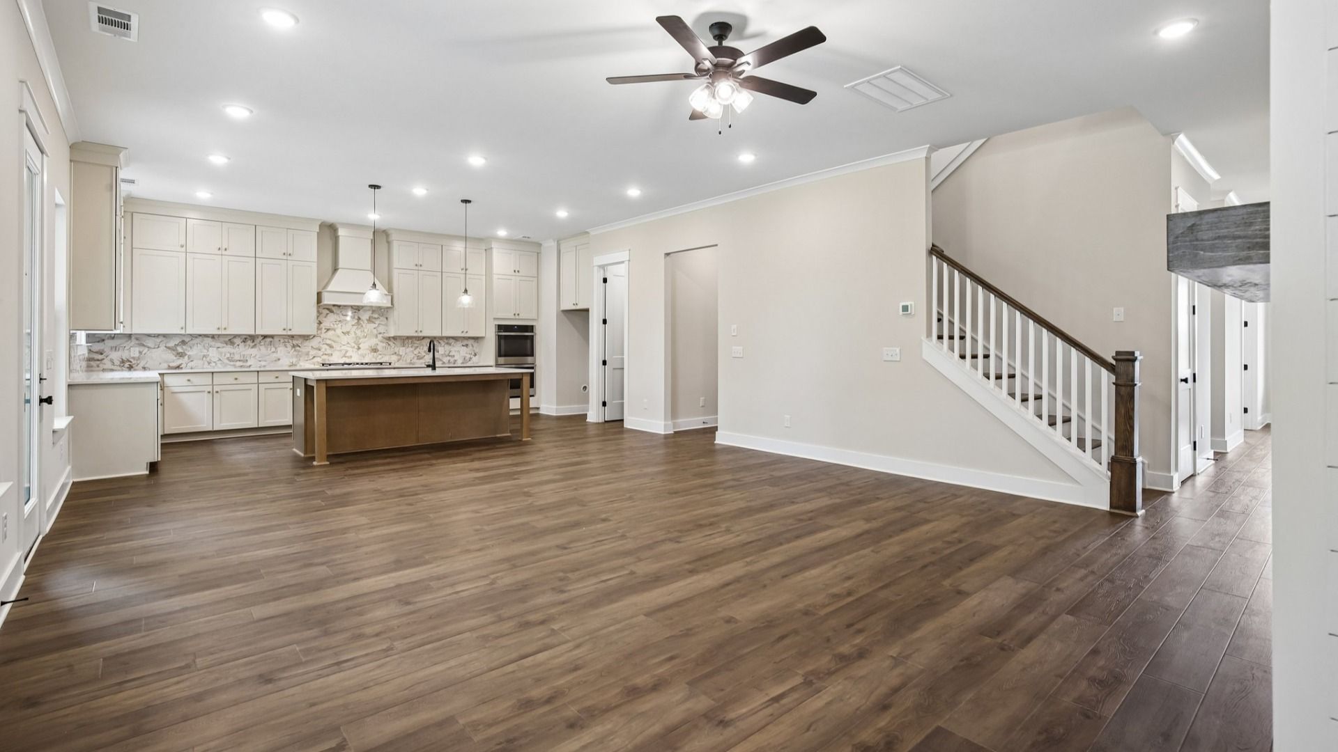 Gathering room with access to kitchen