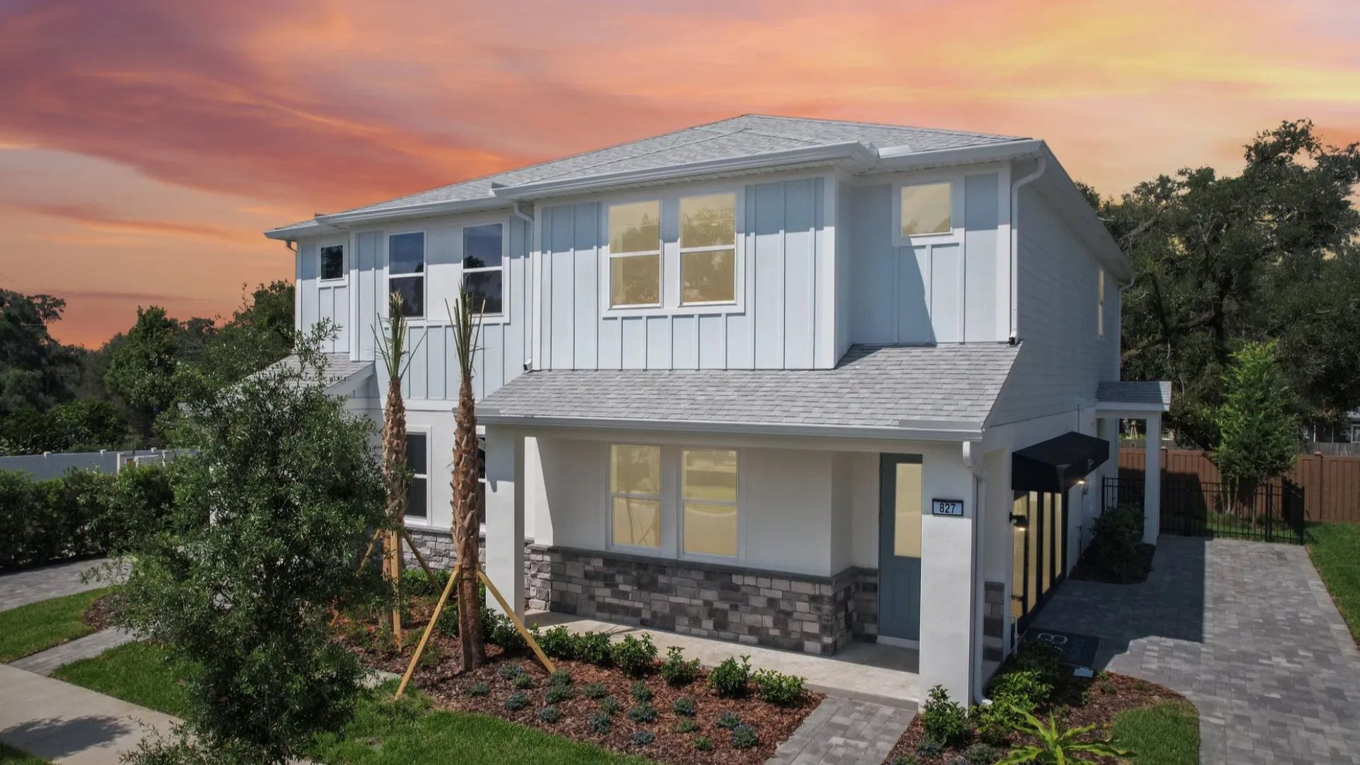 827 Paradise Palms Court. Brandon, FL 33511