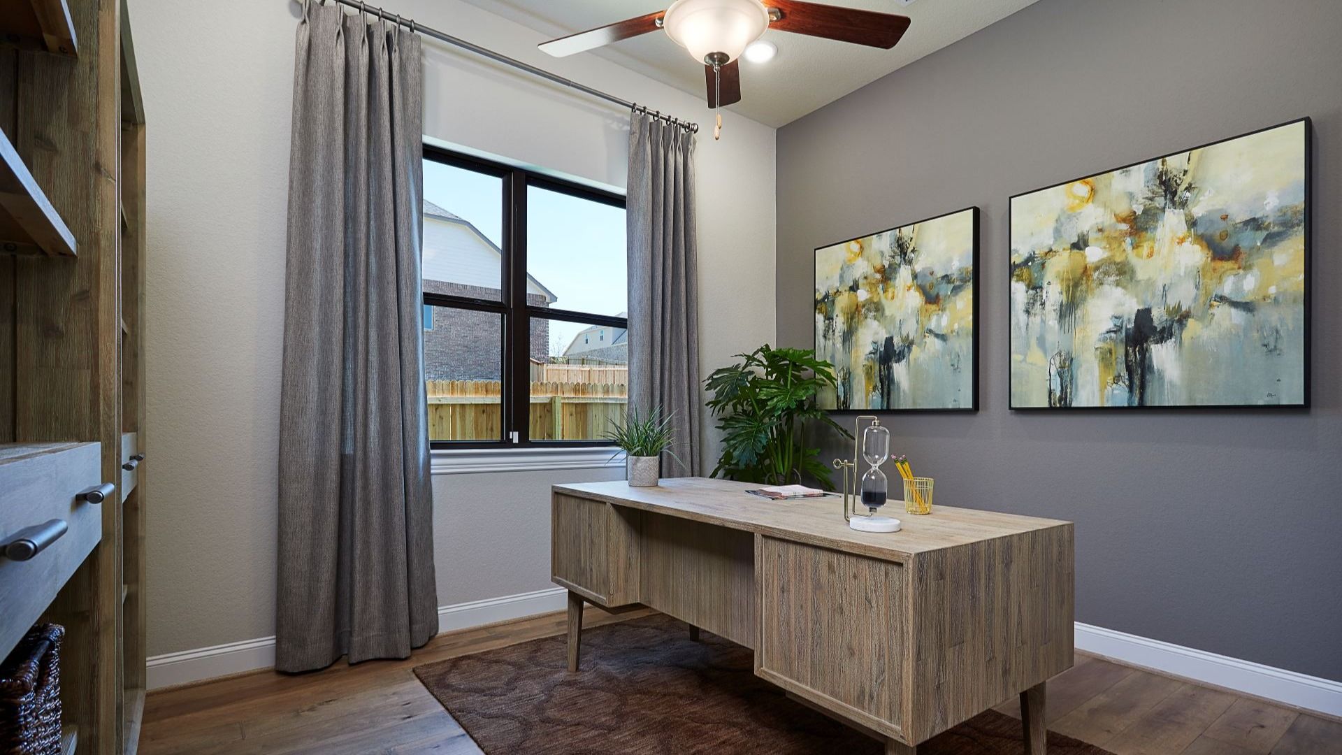 This is a representative photo of the floor plan.