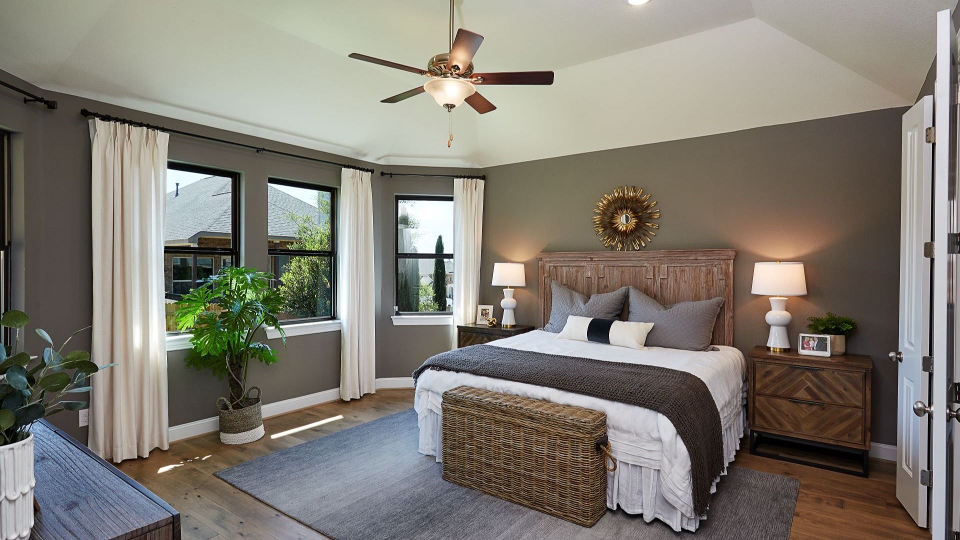 This is a representative photo of the floor plan.