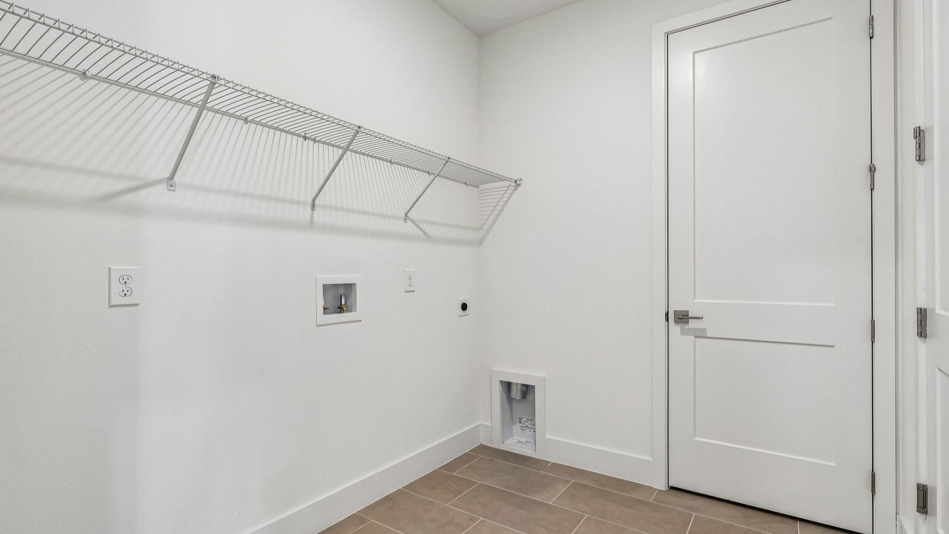 Longleaf Floor Plan Laundry Room by DRB Homes in Trailside New Homes in Mount Dora Fl