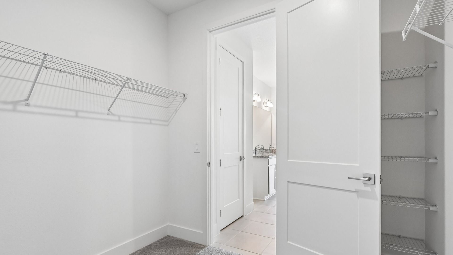 Acacia Floor Plan Spacious Primary En Suite Walk-in Closet New Home Community Lakeside at Satilla in St. Cloud, FL