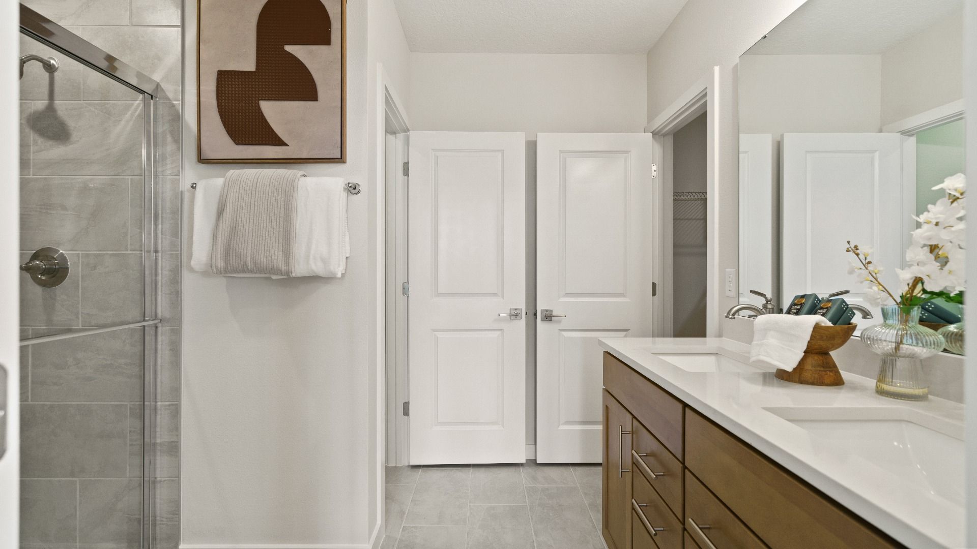 Castaway Floor Plan Primary Suite Bathroom with dual sinks