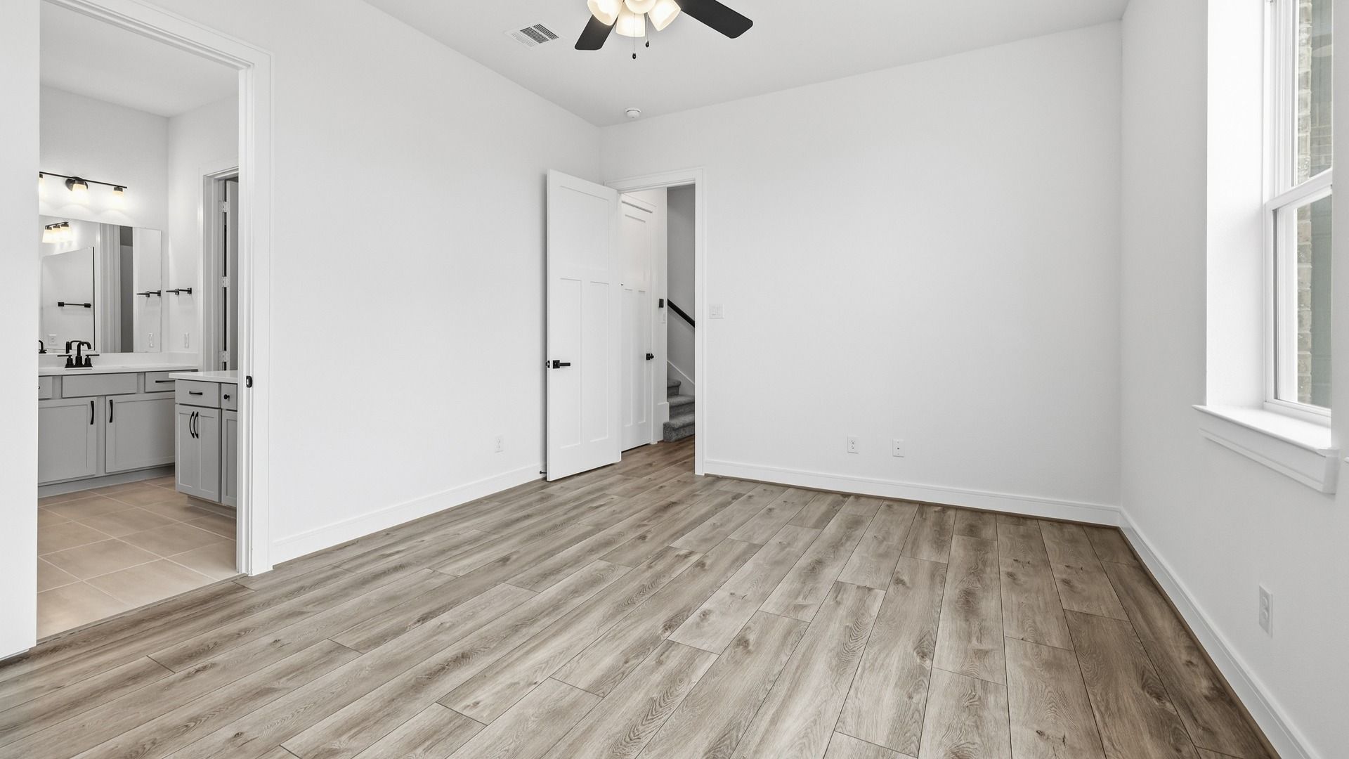 This is a representative photo of floor plan.