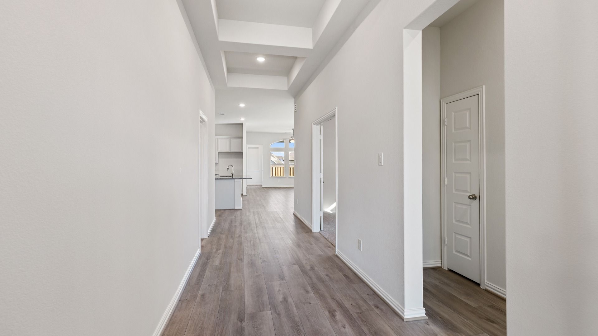 This is a representative photo of the floor plan.