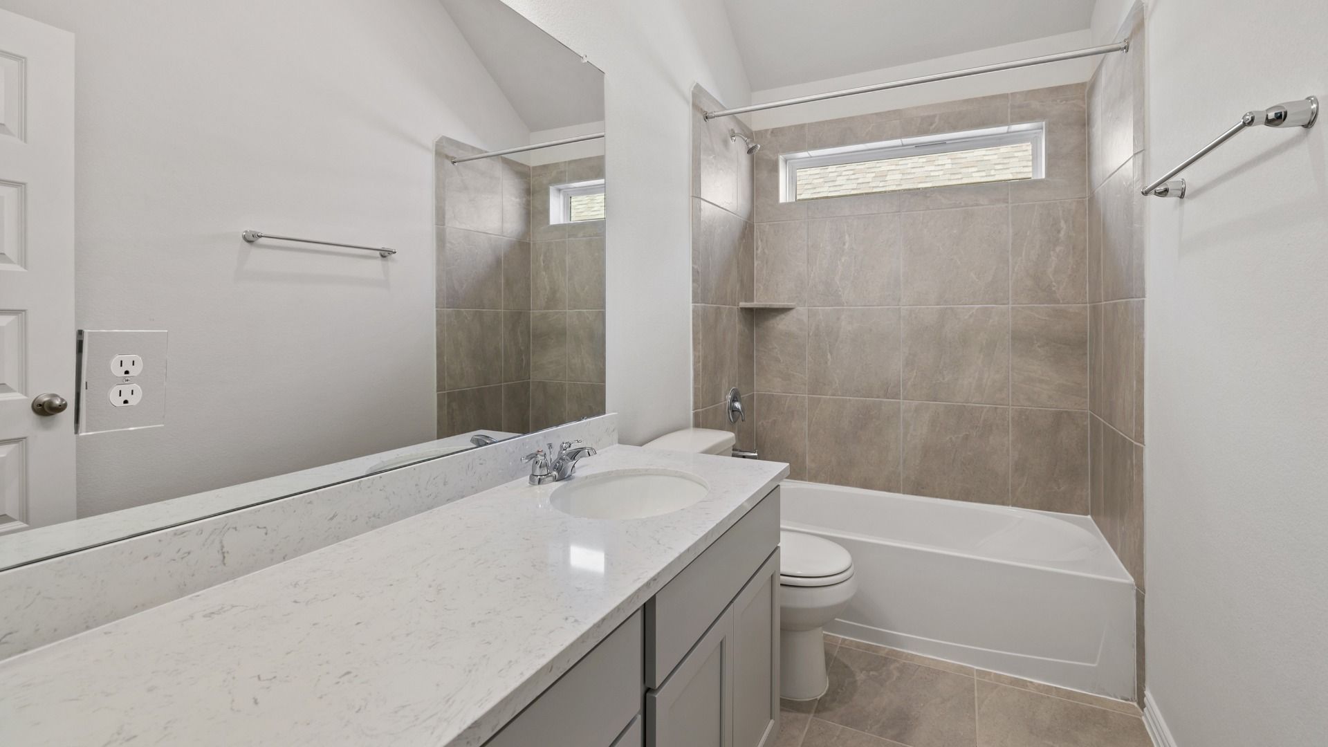 This is a representative photo of the floor plan.
