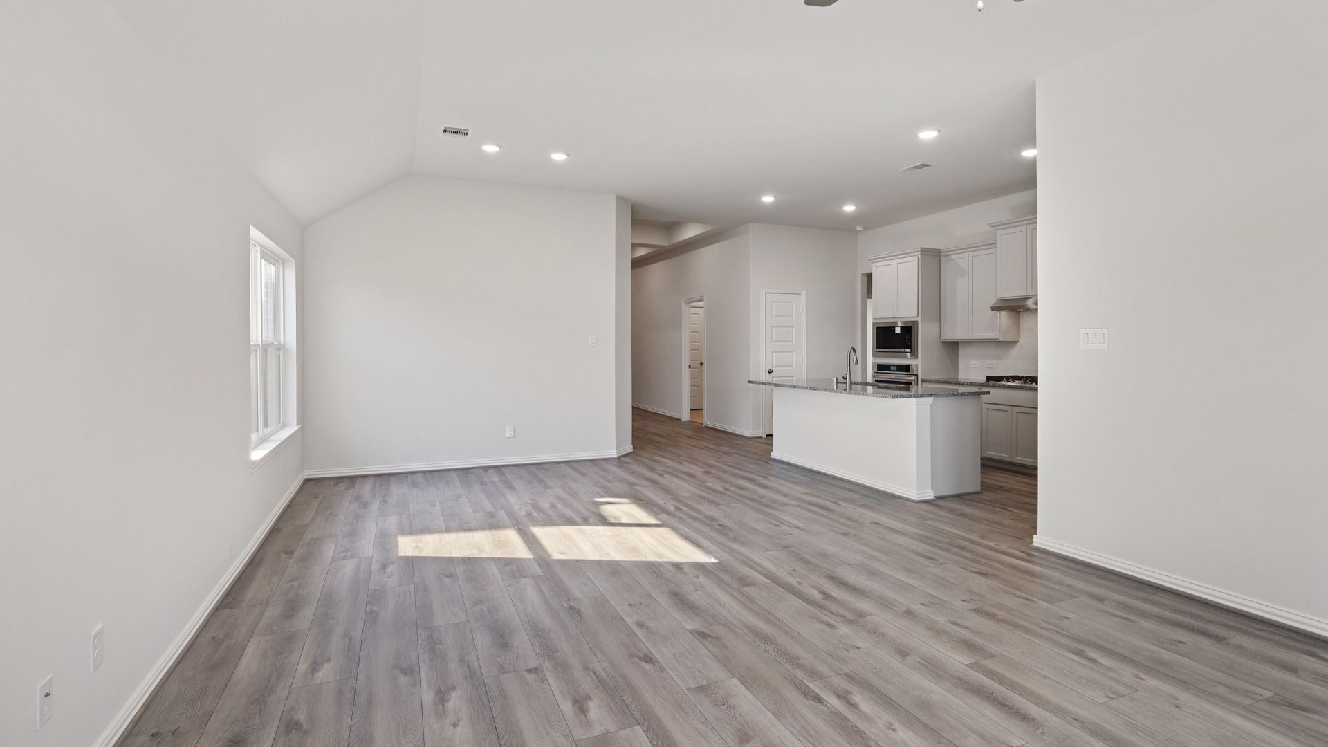 This is a representative photo of the floor plan.