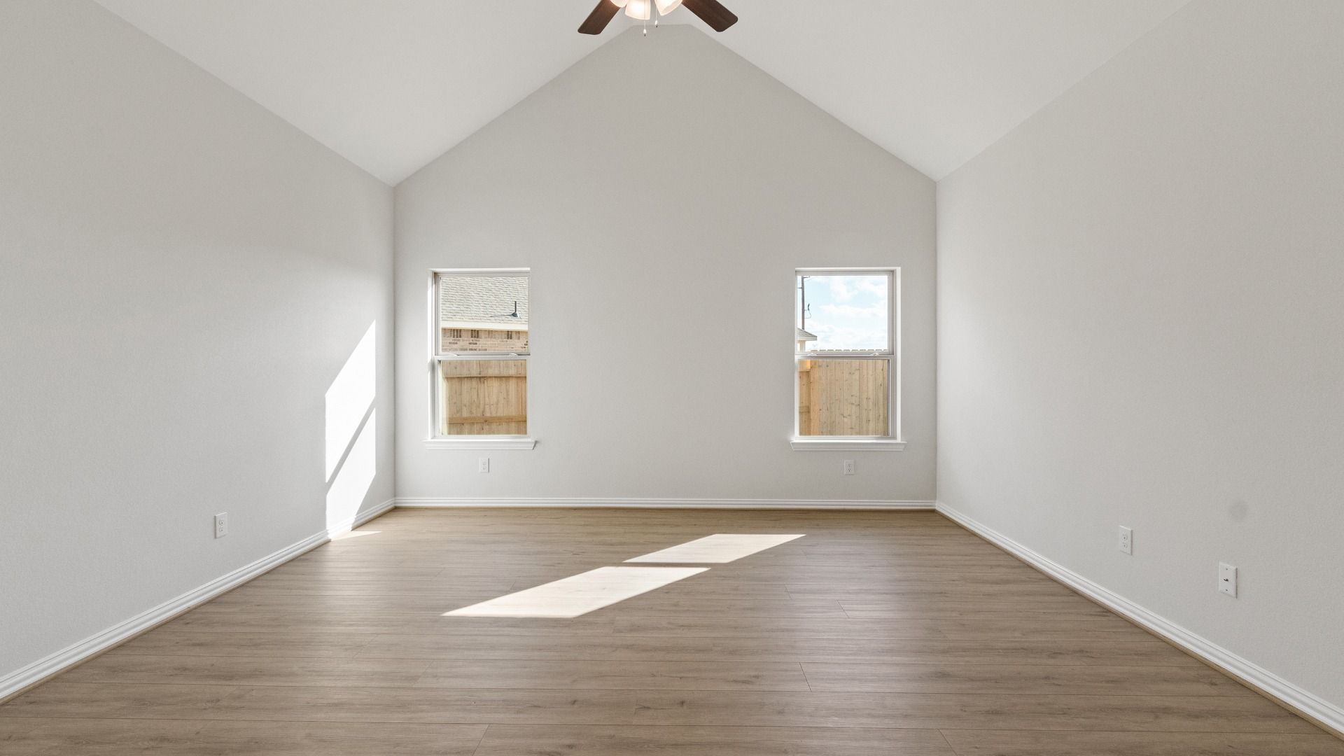 This is a representative photo of the floor plan.