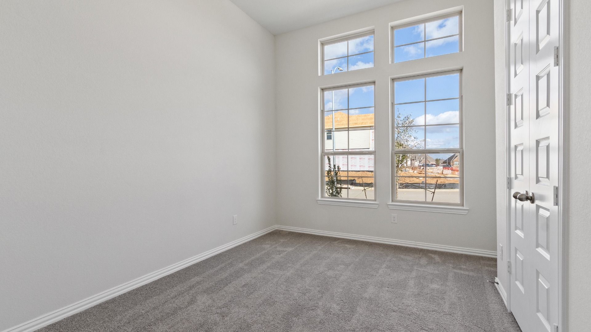 This is a representative photo of the floor plan.