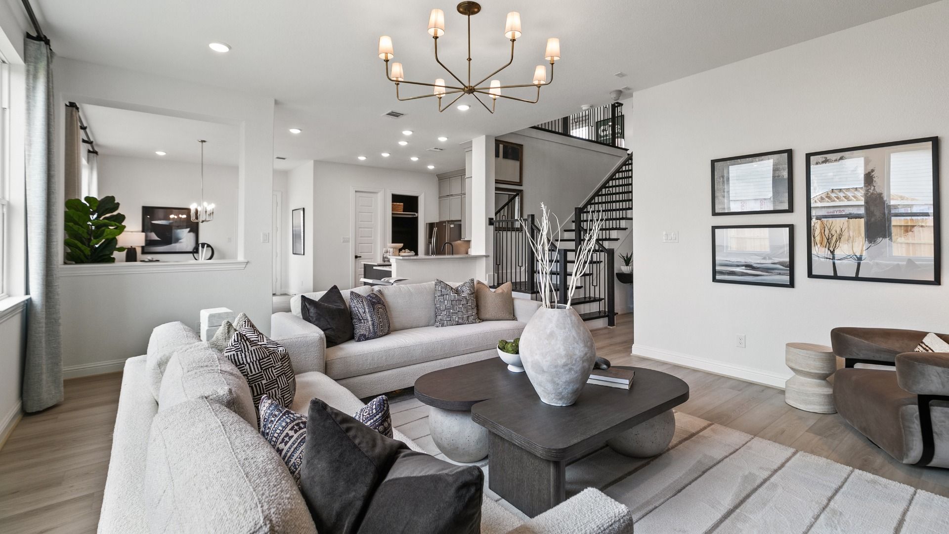 This is a representative photo of floor plan.