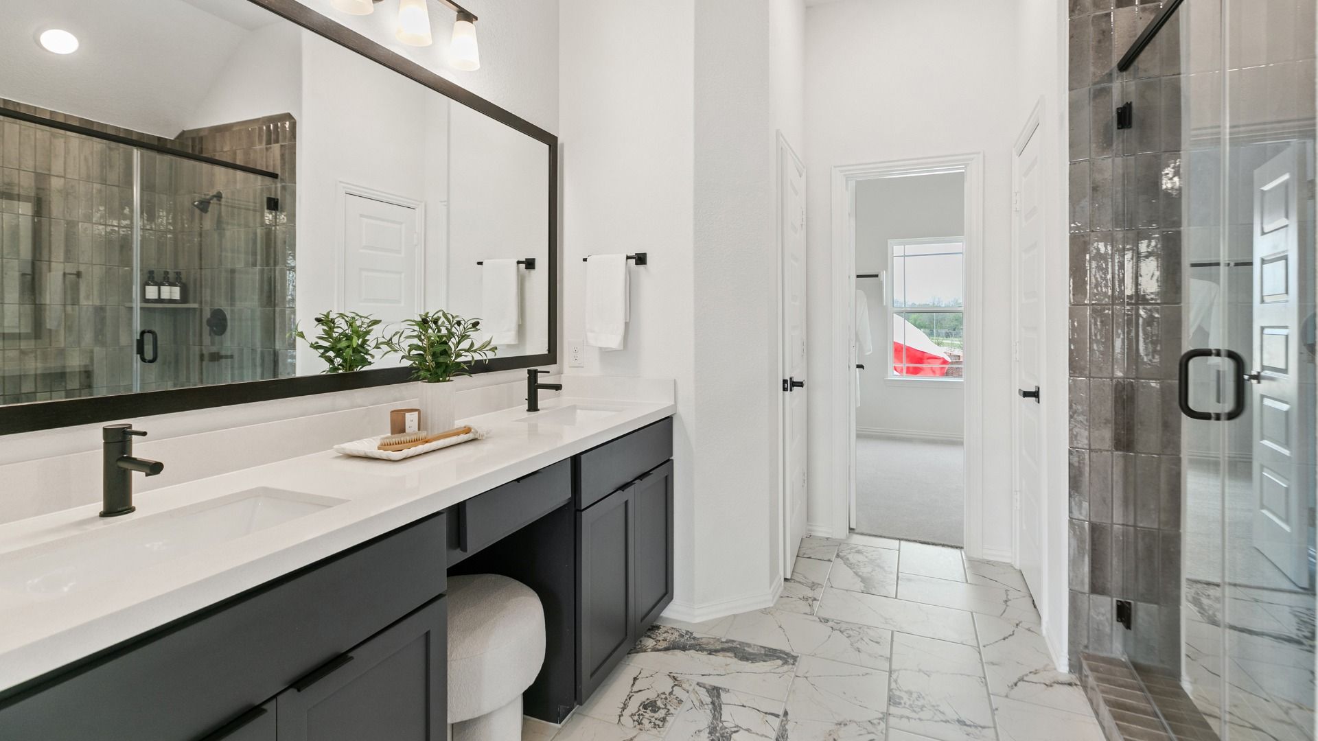 This is a representative photo of floor plan.