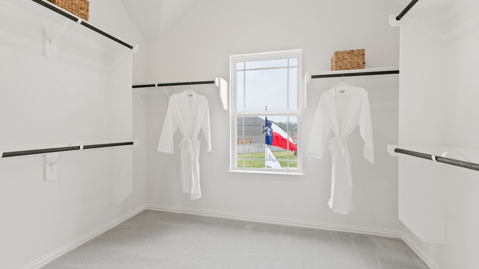 This is a representative photo of floor plan.