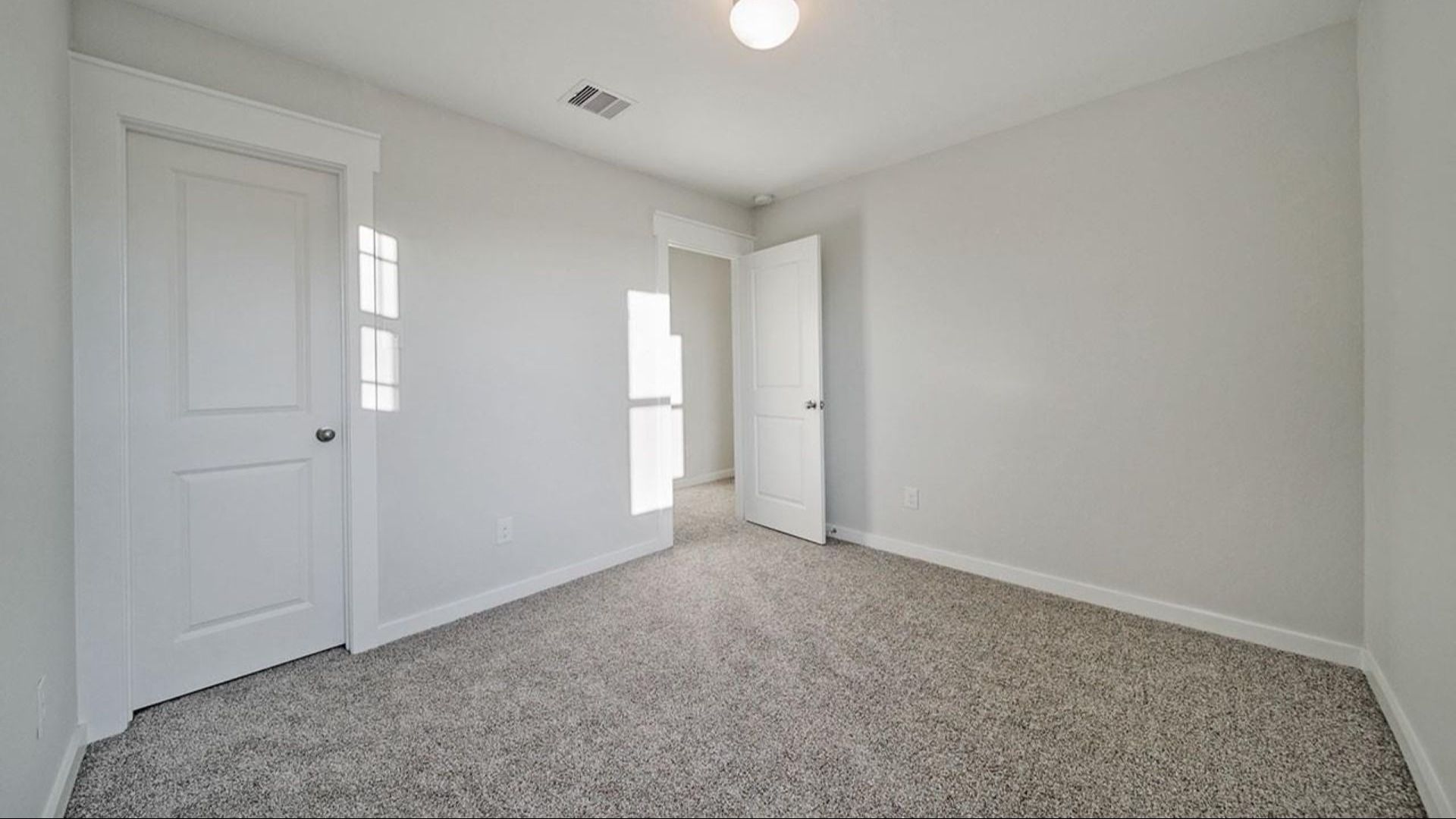 This is a representative photo of floor plan.