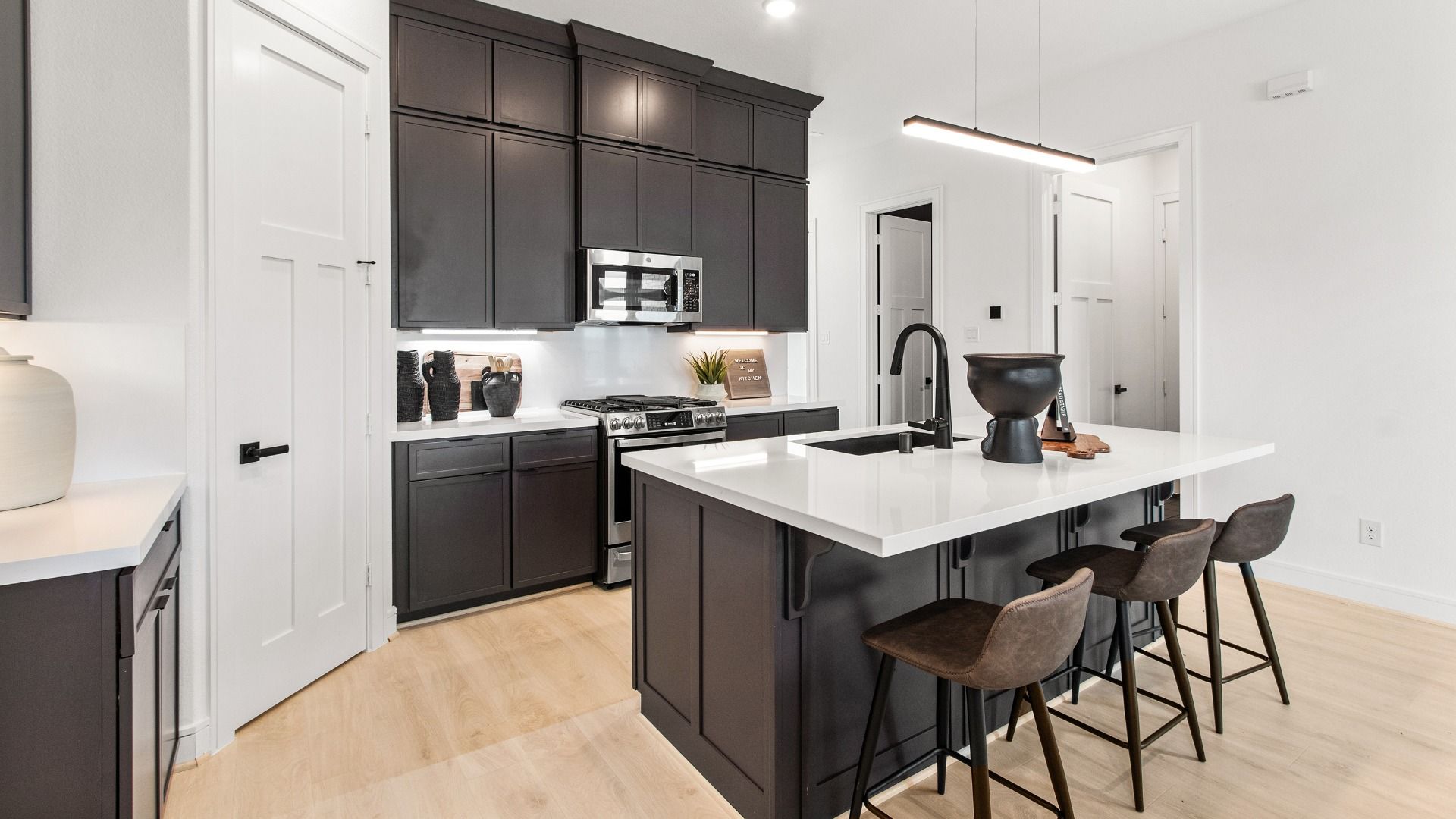 This is a representative photo of floor plan.