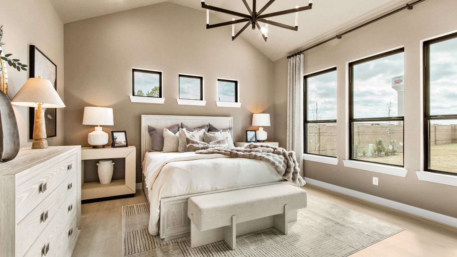 This is a representative photo of floor plan.