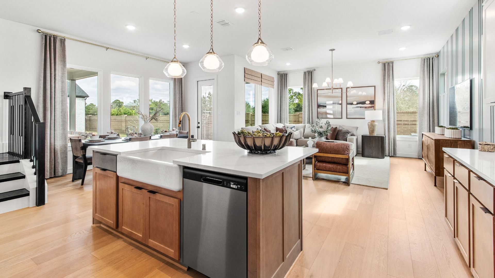 This is a representative photo of the floor plan.