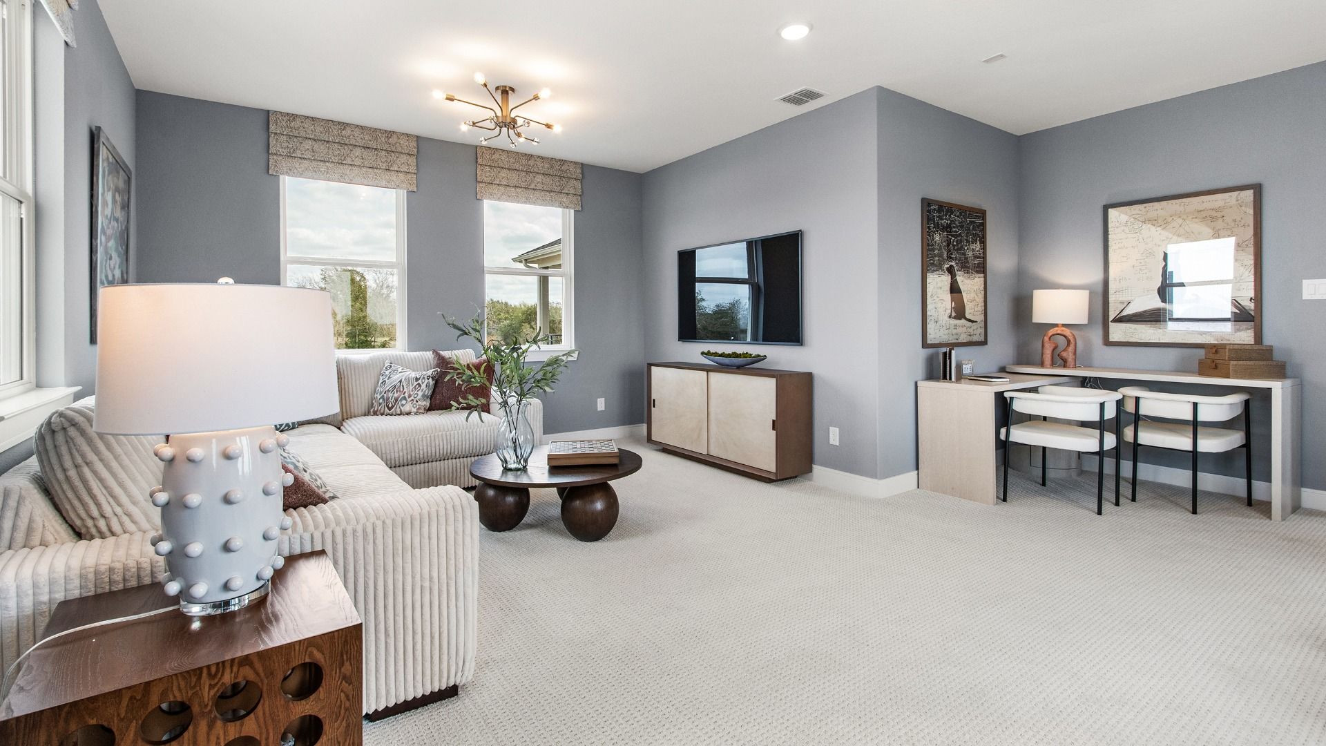 This is a representative photo of the floor plan.