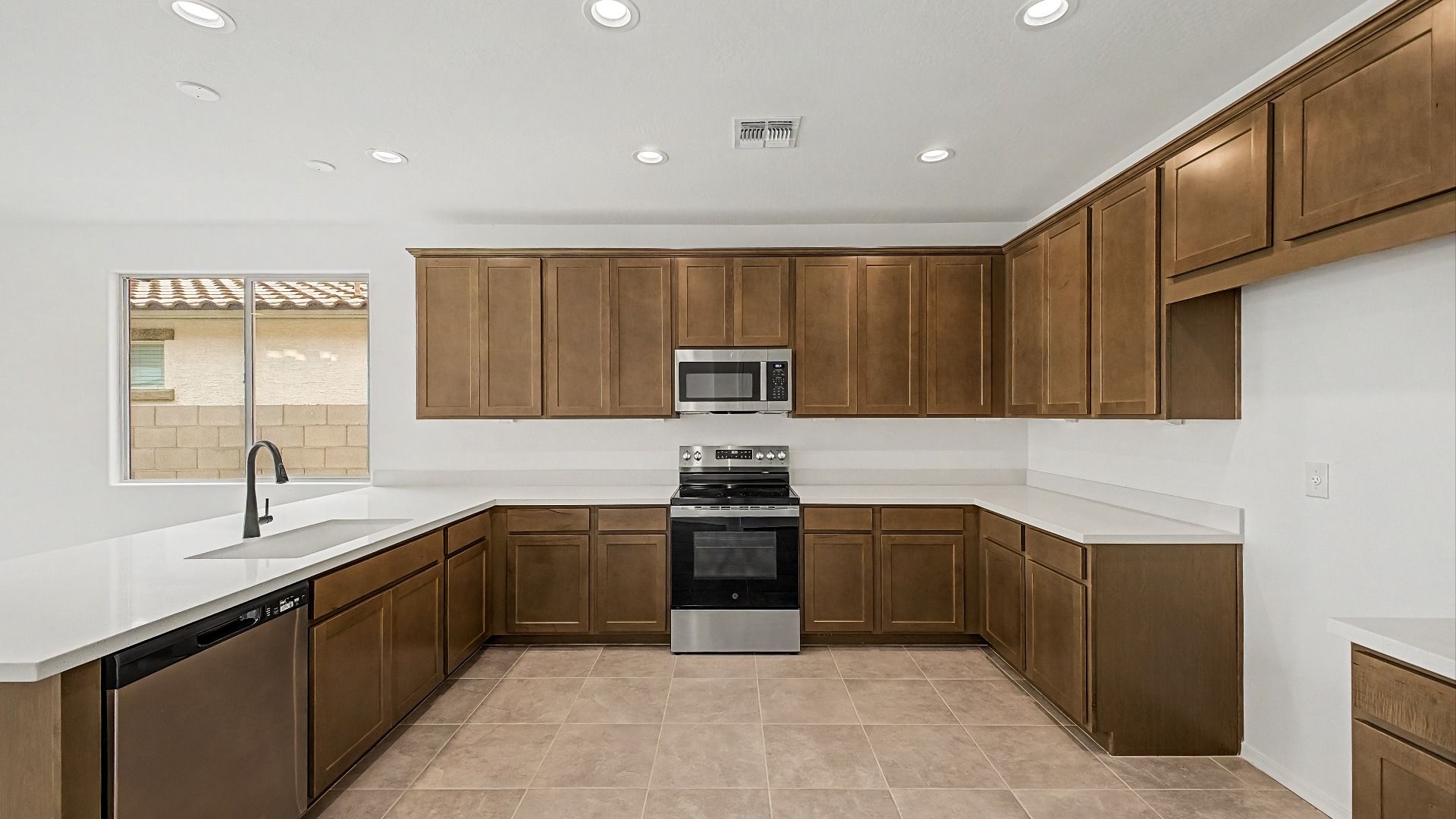Larkspur Home Plan Kitchen